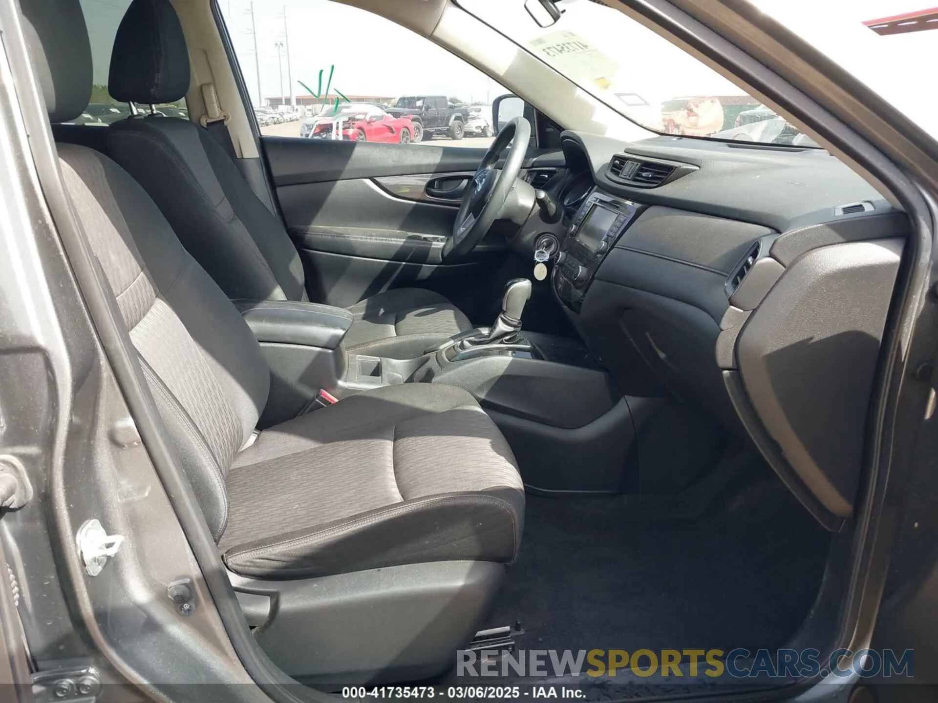 5 Photograph of a damaged car JN8AT2MT8LW003987 NISSAN ROGUE 2020
