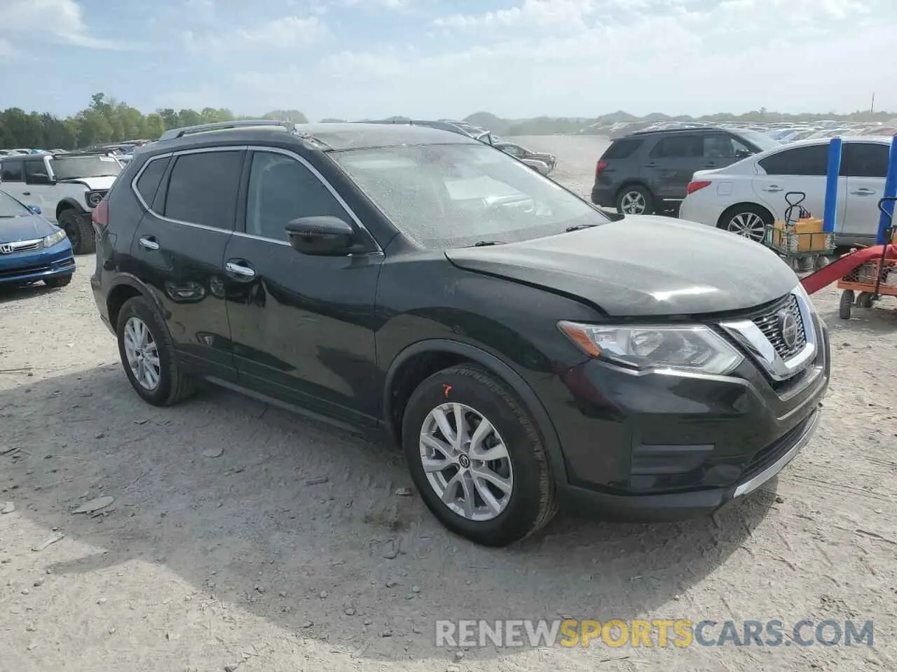 4 Photograph of a damaged car JN8AT2MT8LW008333 NISSAN ROGUE 2020