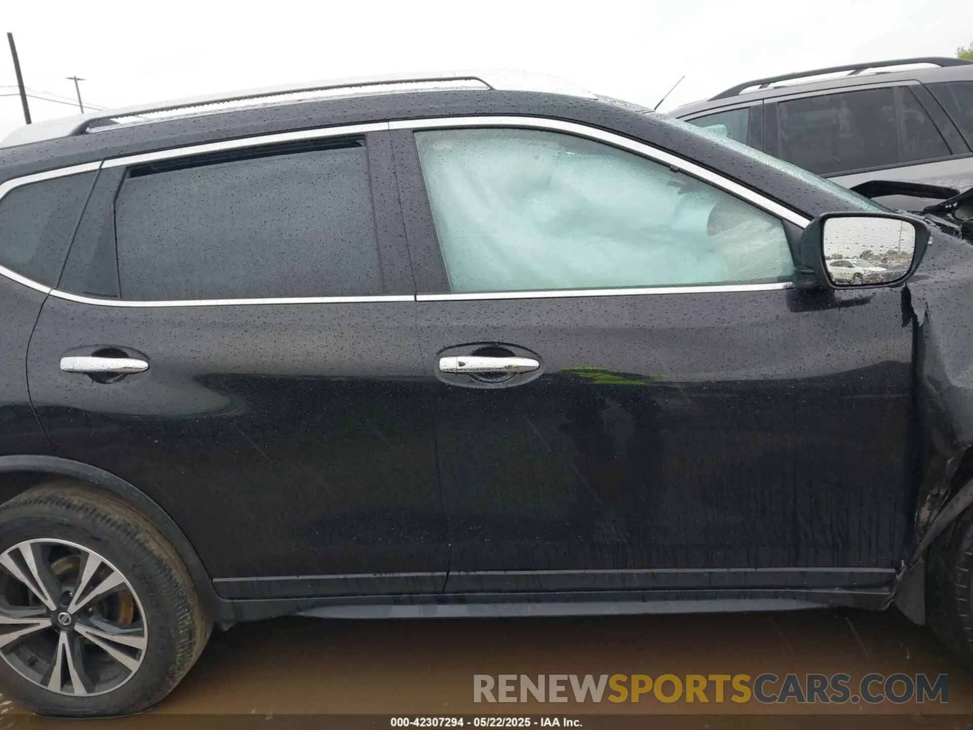 11 Photograph of a damaged car JN8AT2MT8LW012172 NISSAN ROGUE 2020