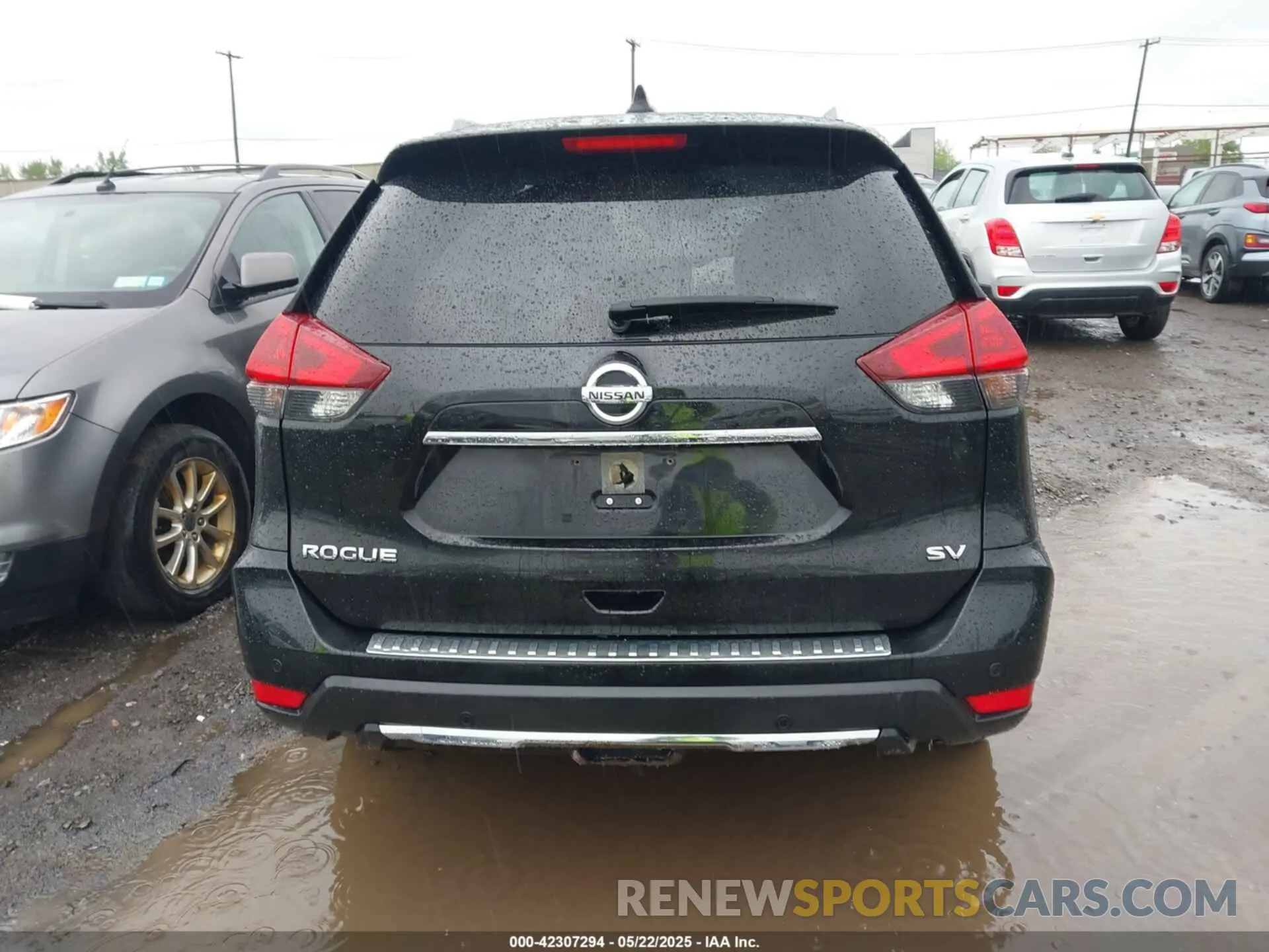 14 Photograph of a damaged car JN8AT2MT8LW012172 NISSAN ROGUE 2020