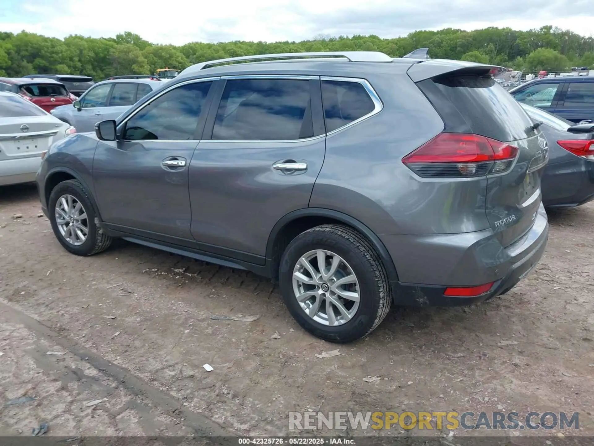 3 Photograph of a damaged car JN8AT2MT9LW002413 NISSAN ROGUE 2020