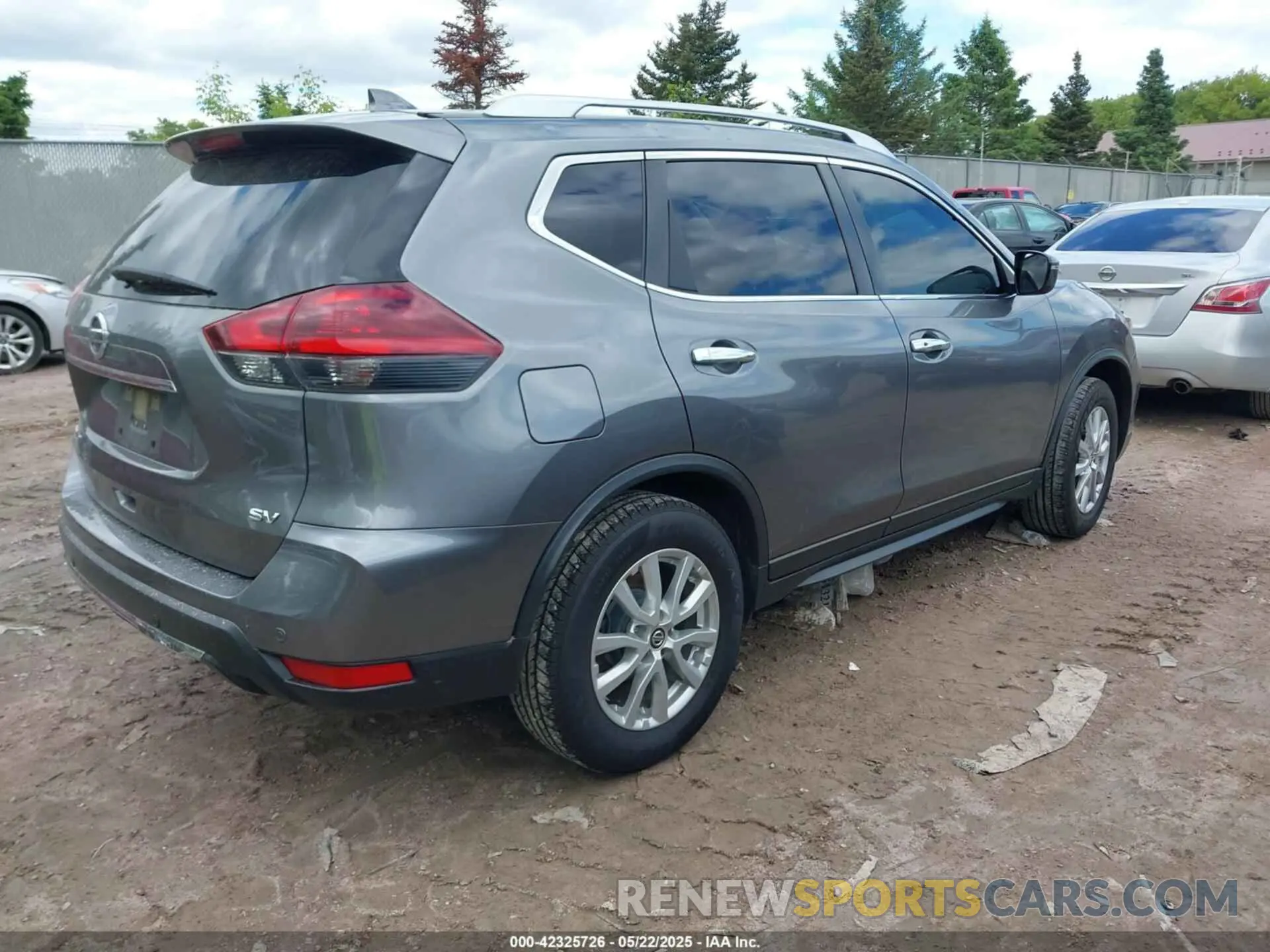 4 Photograph of a damaged car JN8AT2MT9LW002413 NISSAN ROGUE 2020