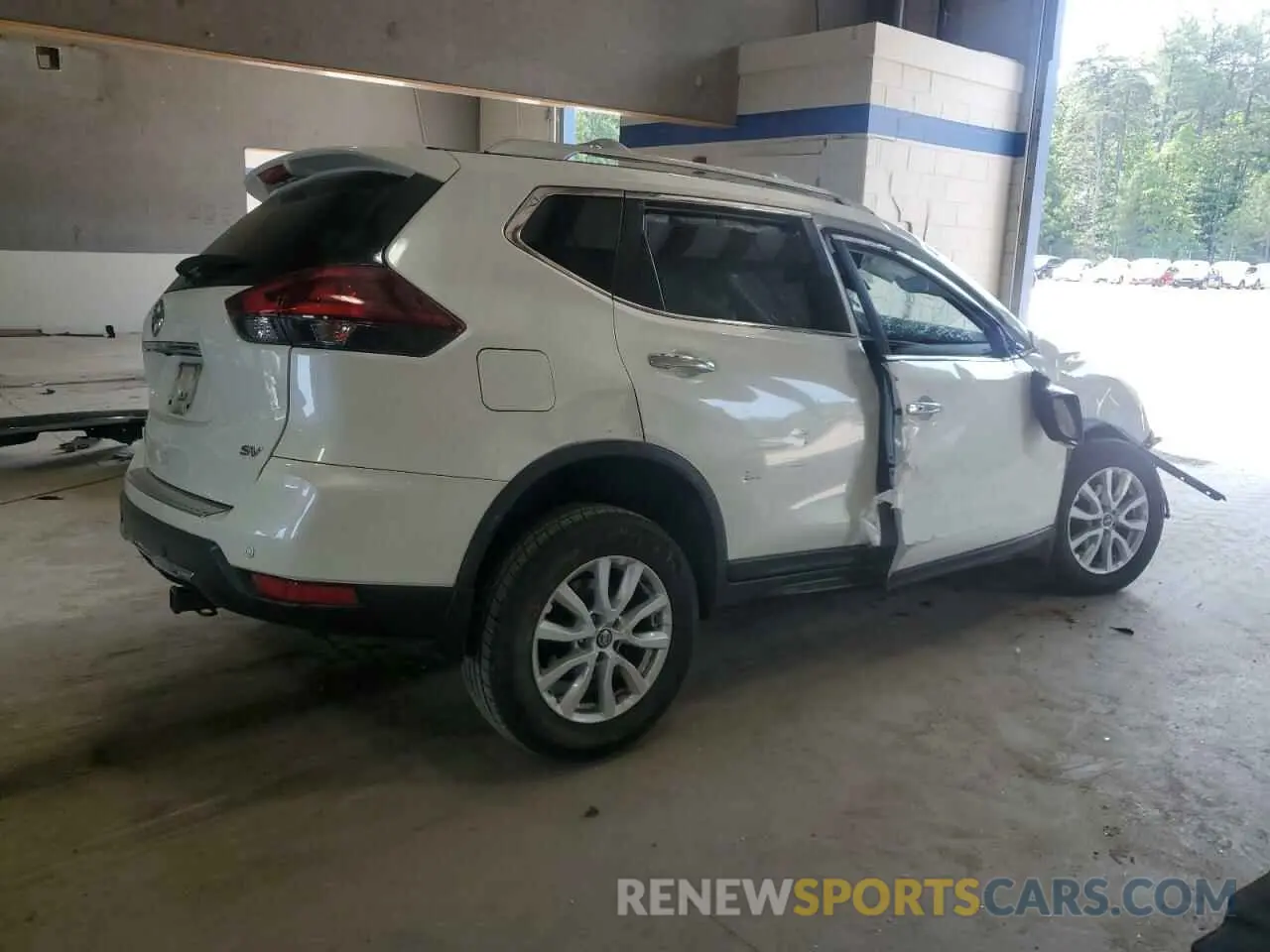 3 Photograph of a damaged car JN8AT2MT9LW004615 NISSAN ROGUE 2020