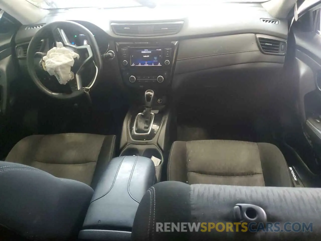 8 Photograph of a damaged car JN8AT2MT9LW004615 NISSAN ROGUE 2020