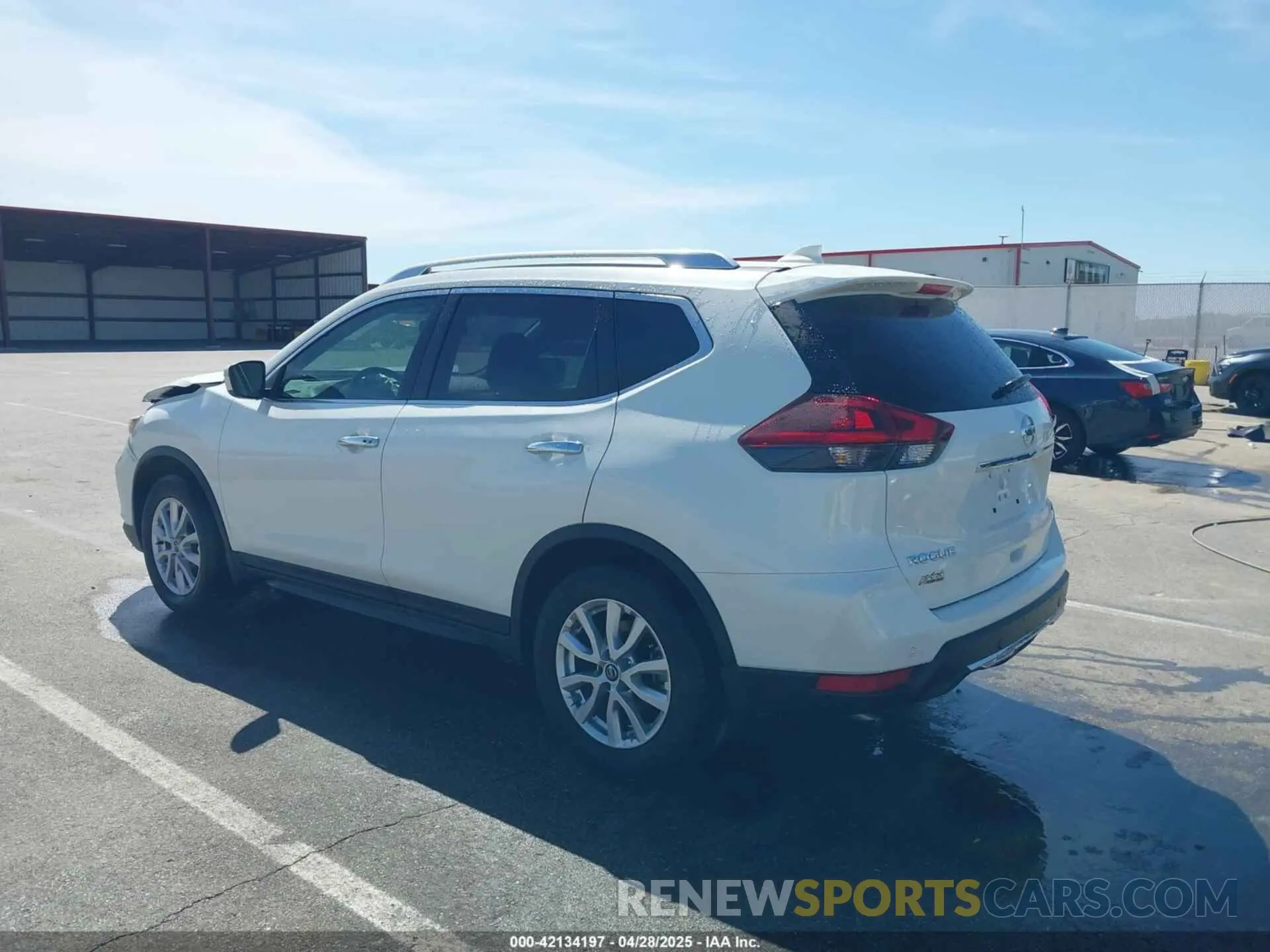 3 Photograph of a damaged car JN8AT2MT9LW013394 NISSAN ROGUE 2020