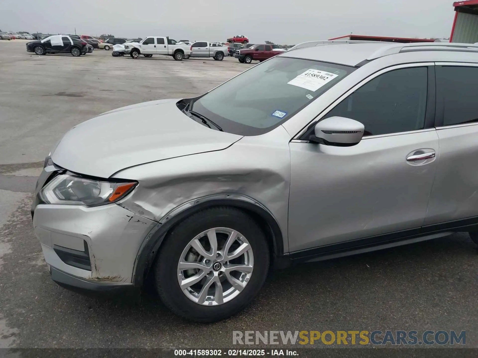 17 Photograph of a damaged car JN8AT2MT9LW032799 NISSAN ROGUE 2020