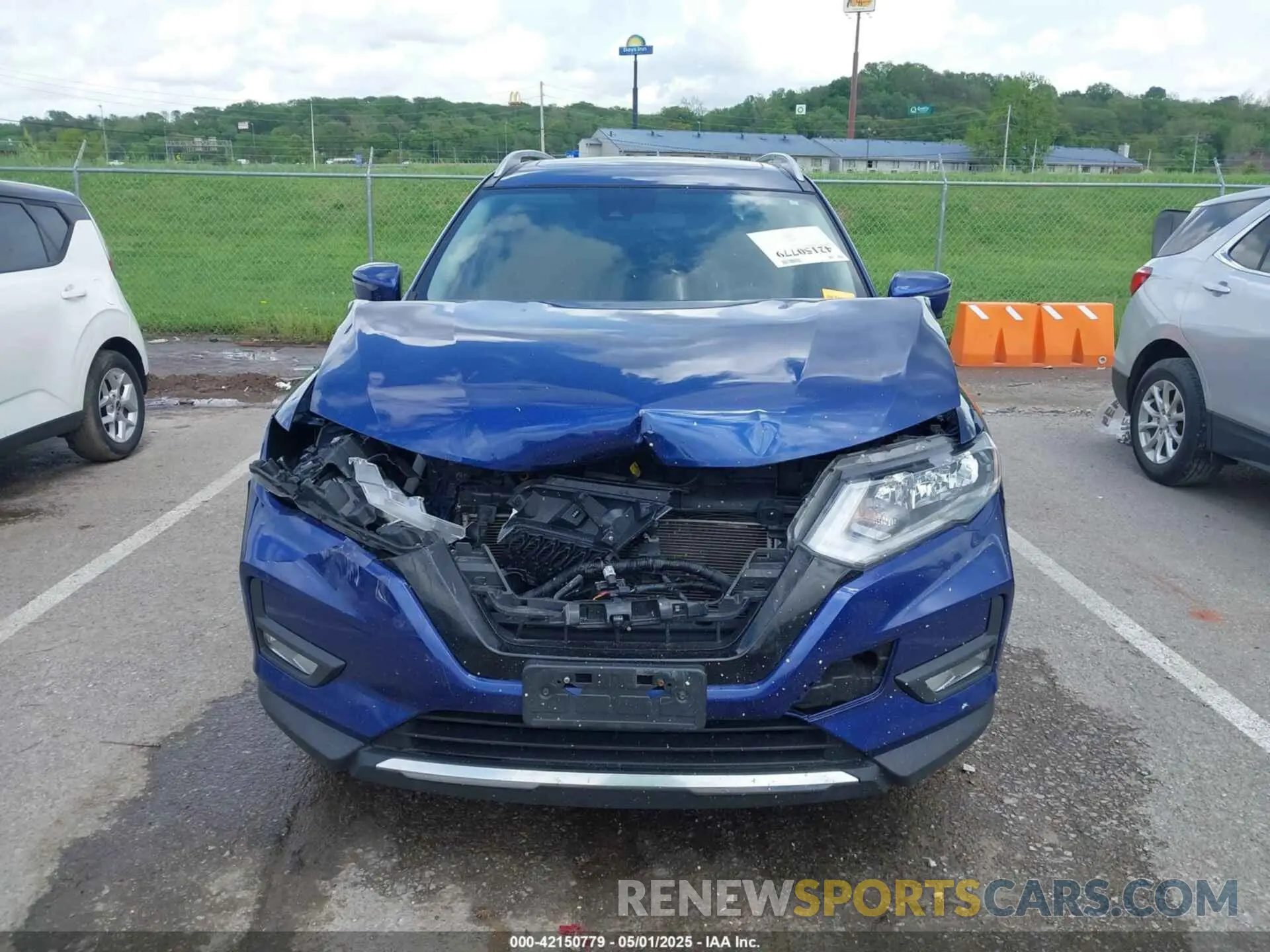 13 Photograph of a damaged car JN8AT2MT9LW041311 NISSAN ROGUE 2020