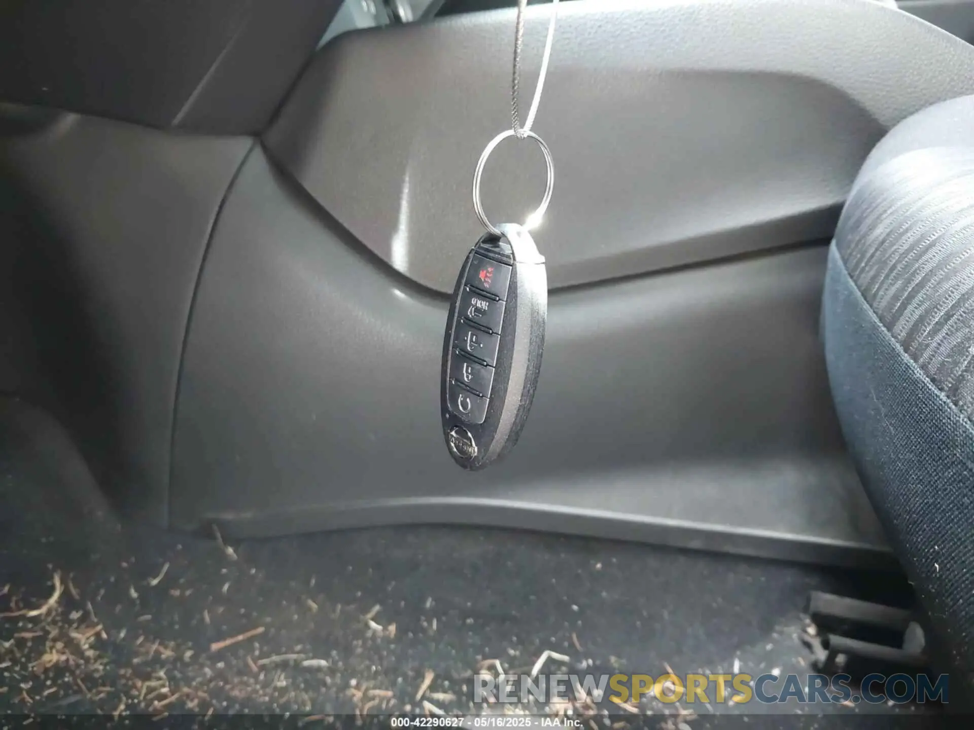 11 Photograph of a damaged car JN8AT2MT9LW041728 NISSAN ROGUE 2020