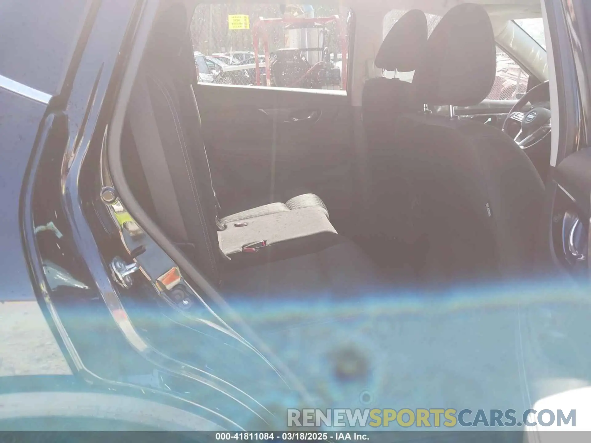 8 Photograph of a damaged car JN8AT2MTXLW003411 NISSAN ROGUE 2020