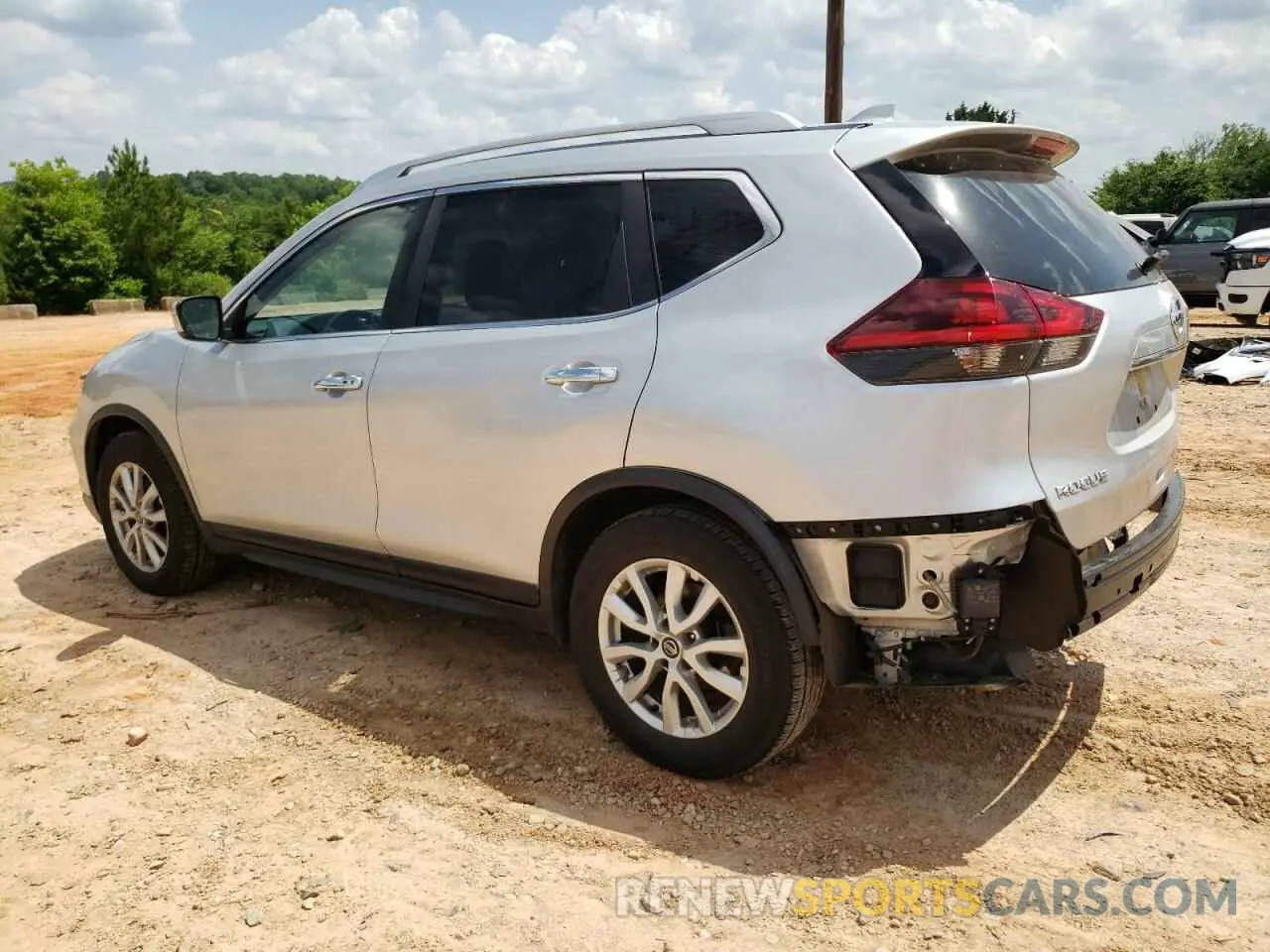 2 Photograph of a damaged car JN8AT2MTXLW009600 NISSAN ROGUE 2020