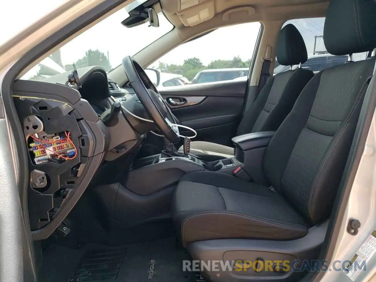 7 Photograph of a damaged car JN8AT2MTXLW009600 NISSAN ROGUE 2020