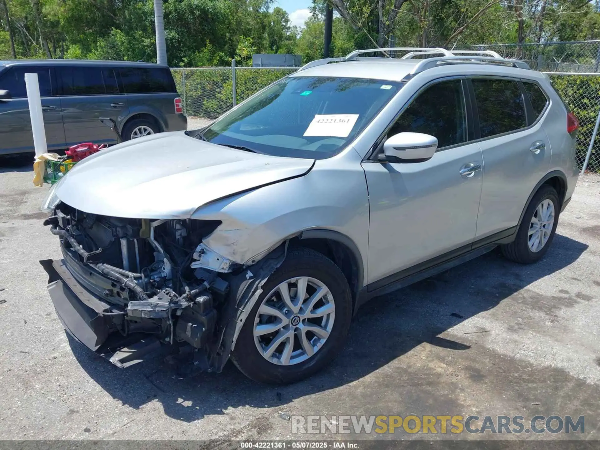 2 Photograph of a damaged car JN8AT2MTXLW013193 NISSAN ROGUE 2020