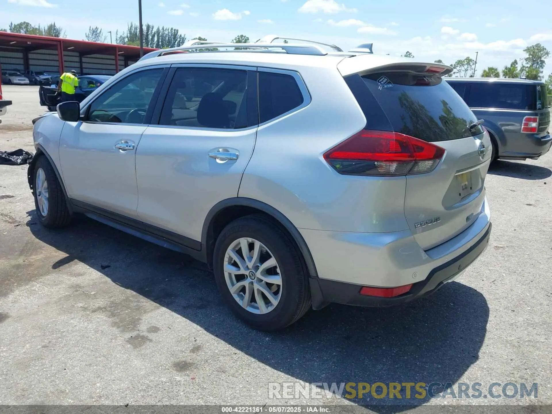 3 Photograph of a damaged car JN8AT2MTXLW013193 NISSAN ROGUE 2020