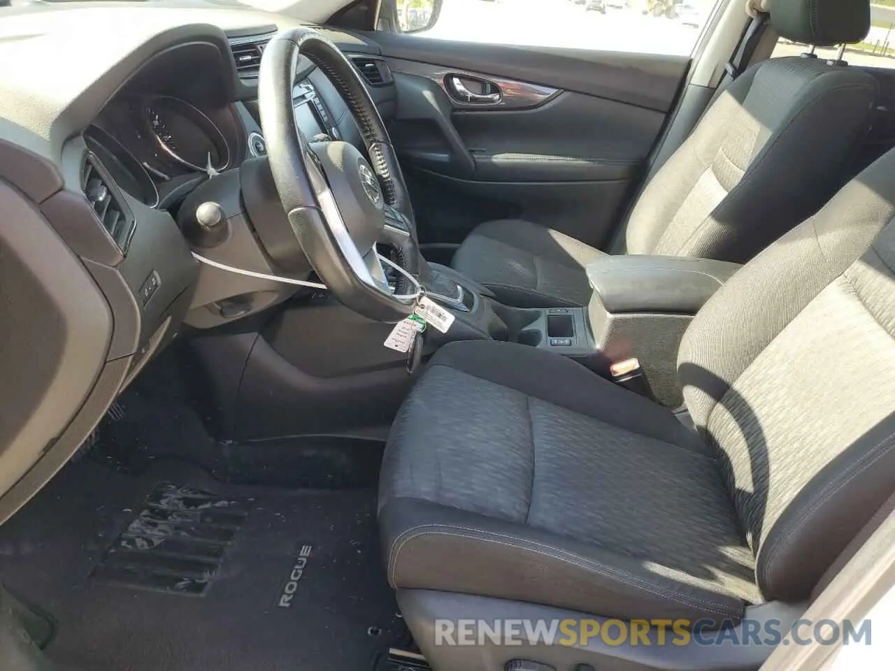 7 Photograph of a damaged car JN8AT2MTXLW014120 NISSAN ROGUE 2020