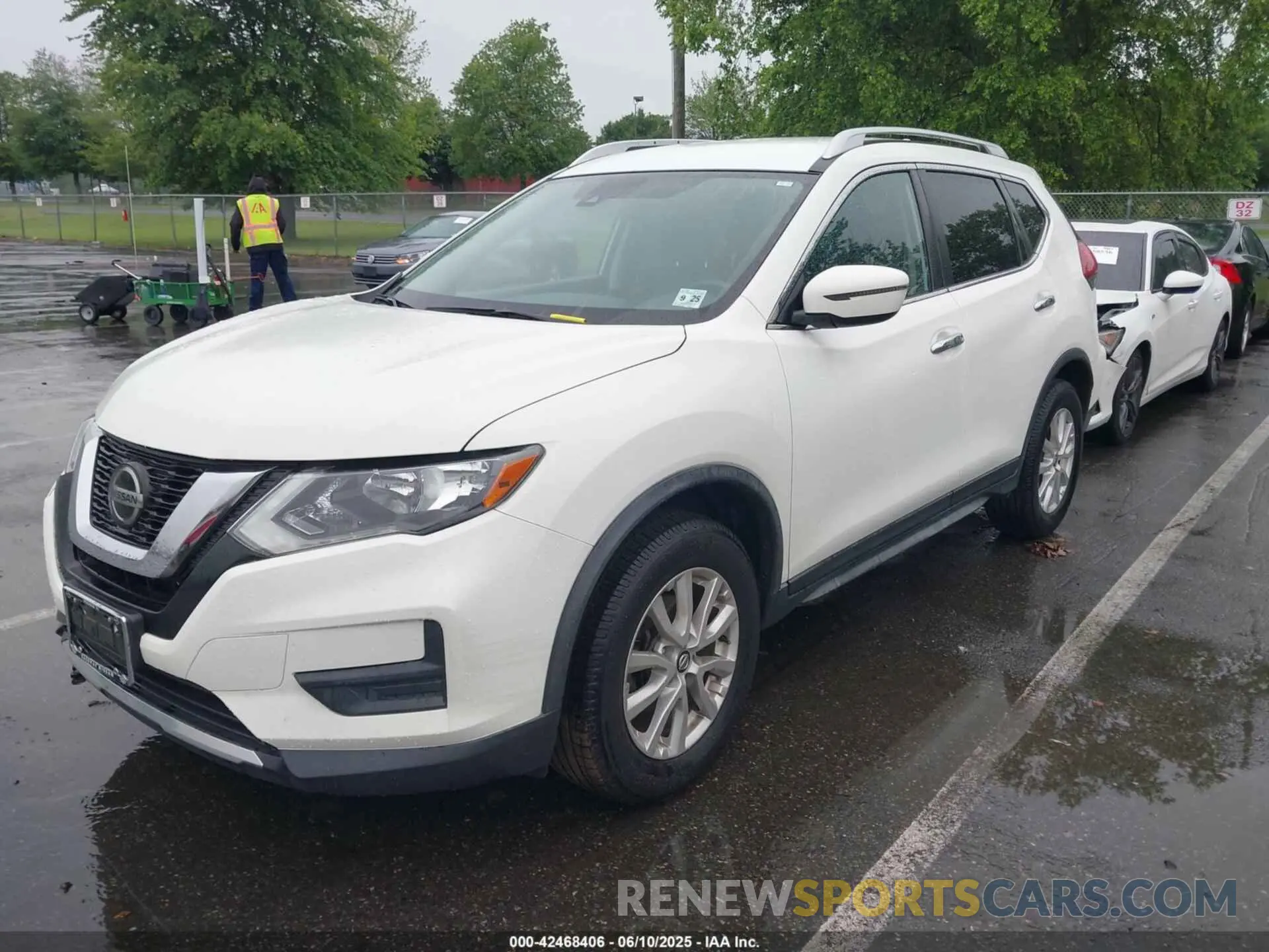 2 Photograph of a damaged car JN8AT2MV0LW108752 NISSAN ROGUE 2020