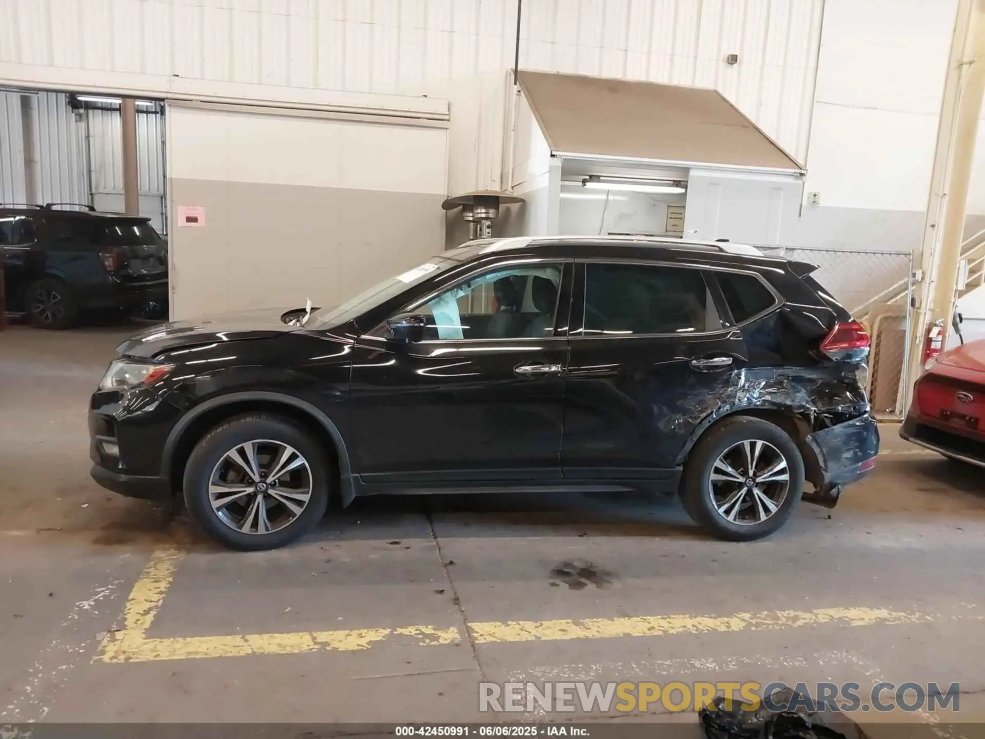 14 Photograph of a damaged car JN8AT2MV0LW132906 NISSAN ROGUE 2020