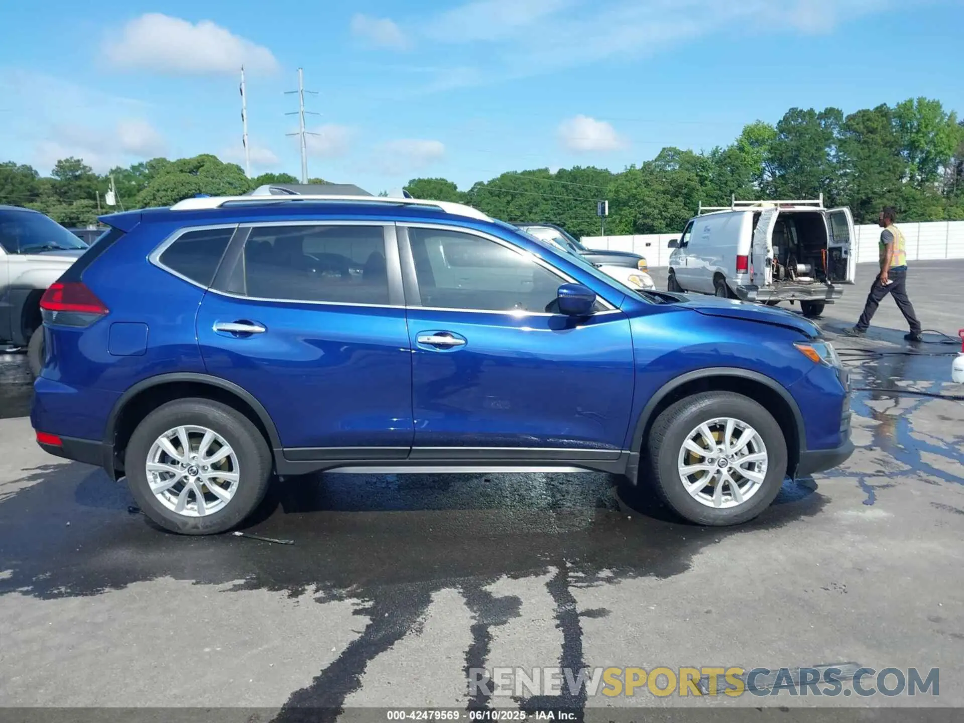 12 Photograph of a damaged car JN8AT2MV0LW133182 NISSAN ROGUE 2020