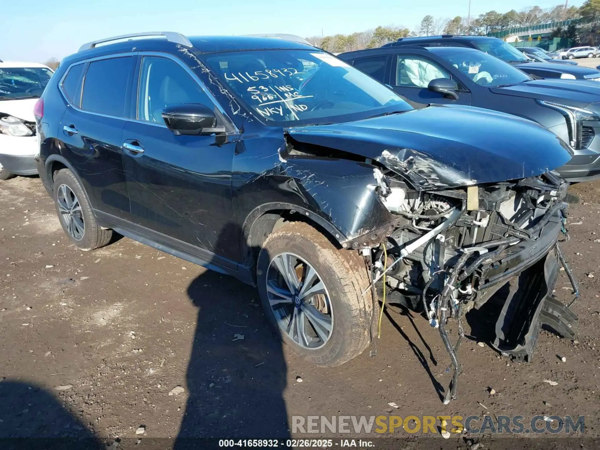 1 Photograph of a damaged car JN8AT2MV0LW135207 NISSAN ROGUE 2020
