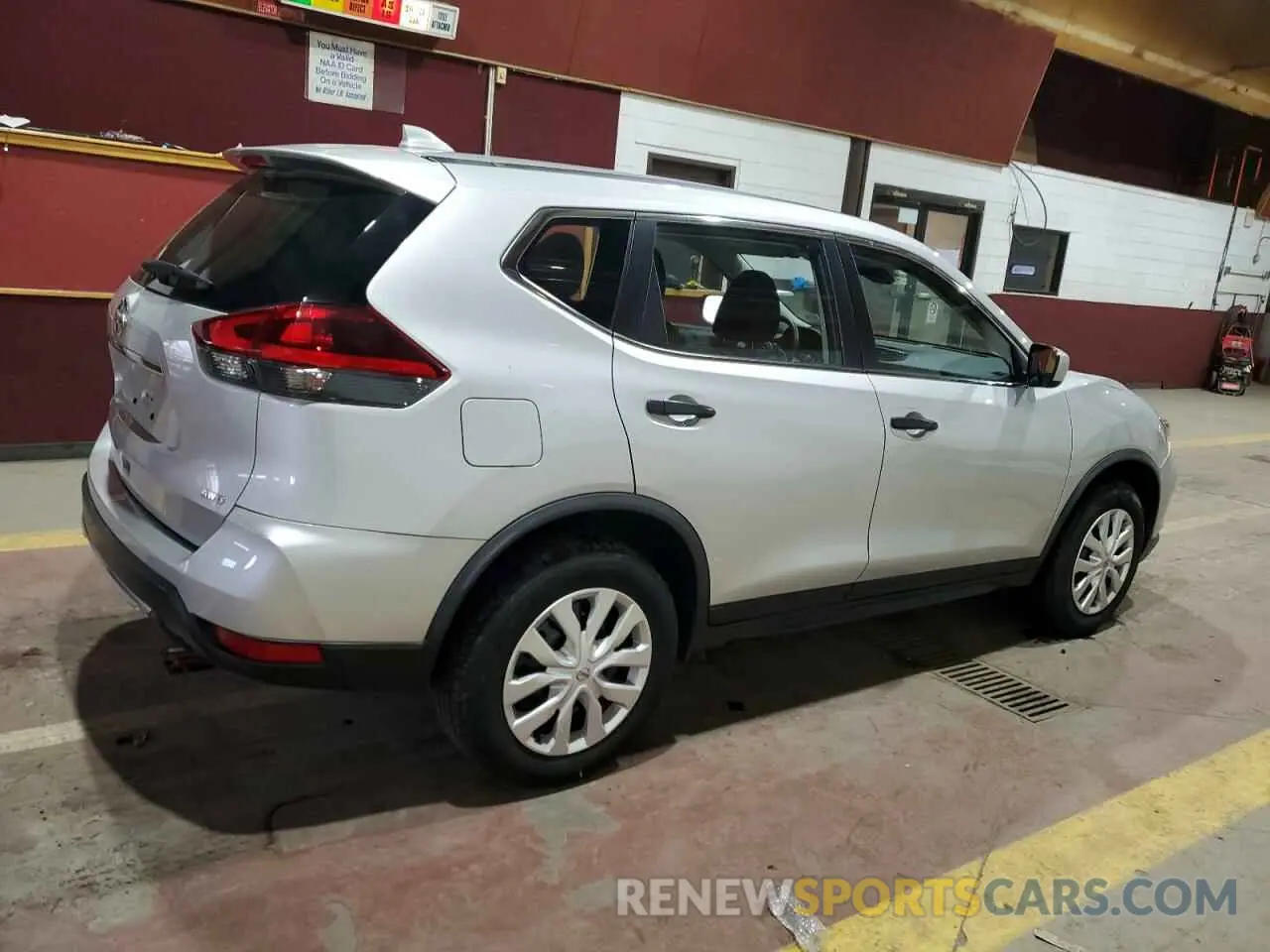 3 Photograph of a damaged car JN8AT2MV1LW142859 NISSAN ROGUE 2020