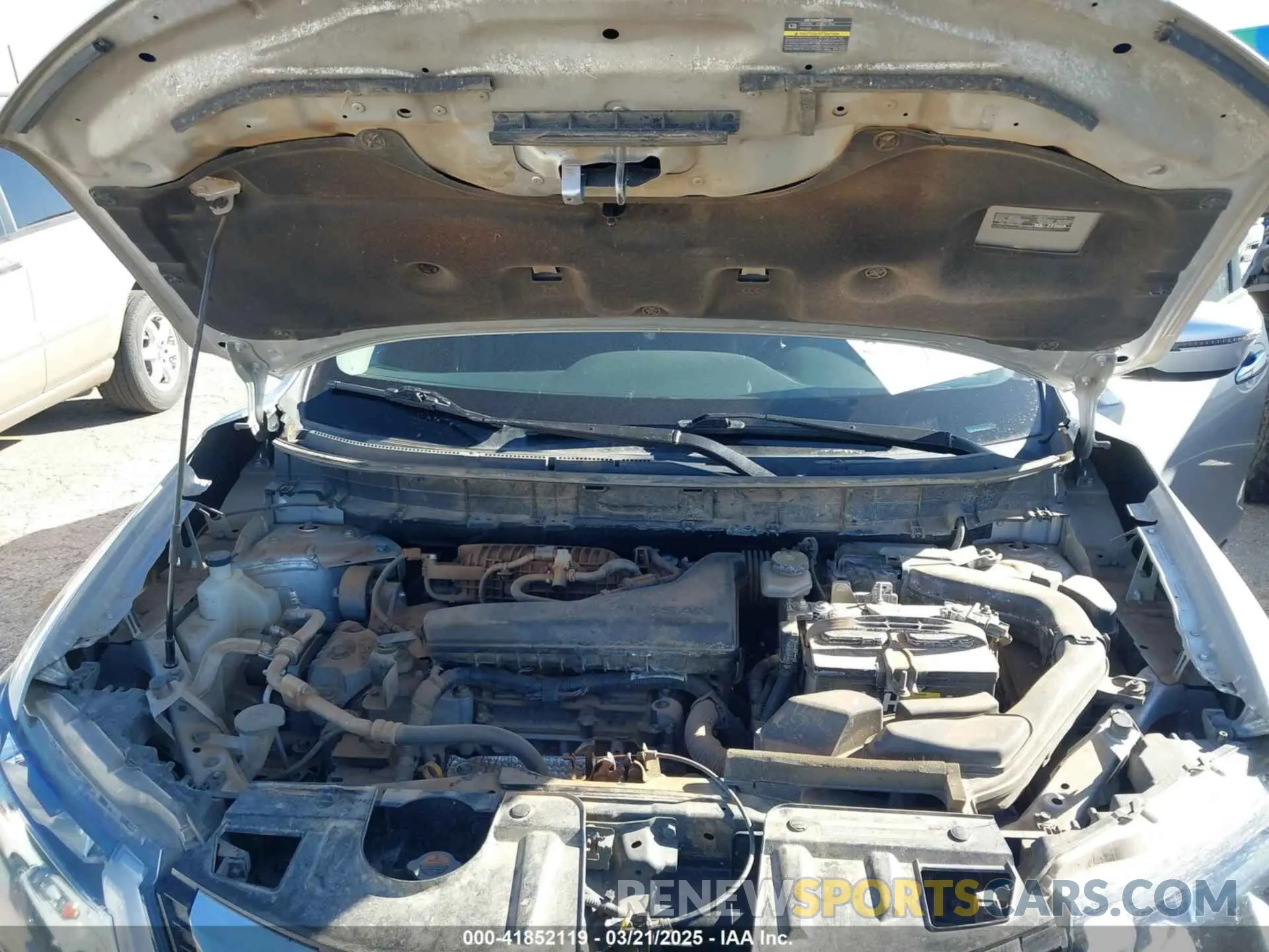 10 Photograph of a damaged car JN8AT2MV2LW112222 NISSAN ROGUE 2020