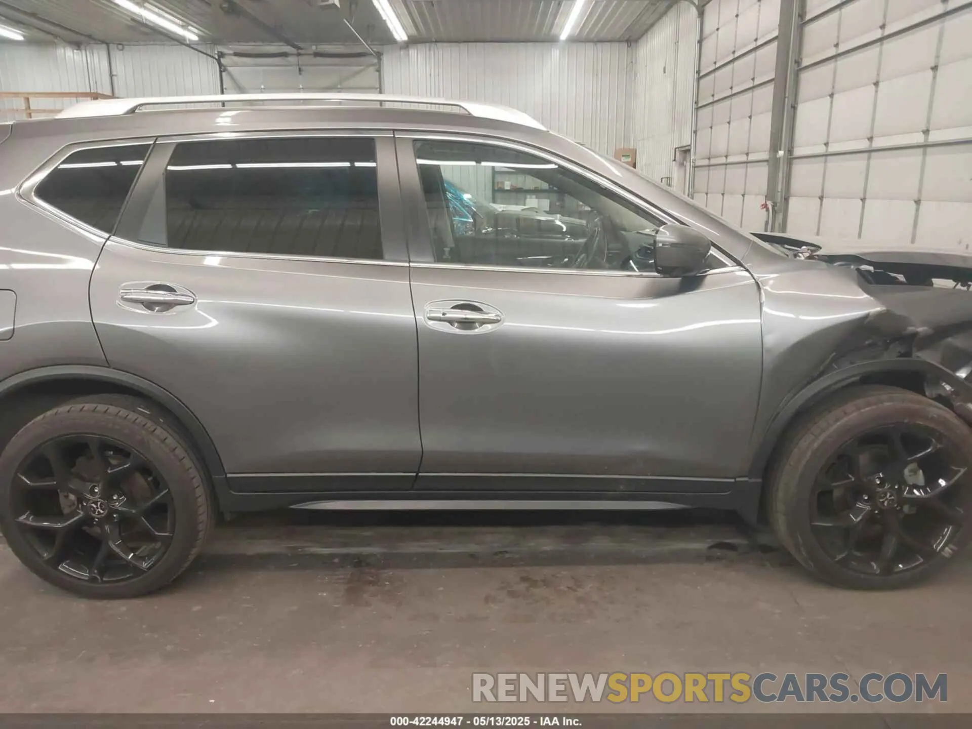 14 Photograph of a damaged car JN8AT2MV2LW118893 NISSAN ROGUE 2020