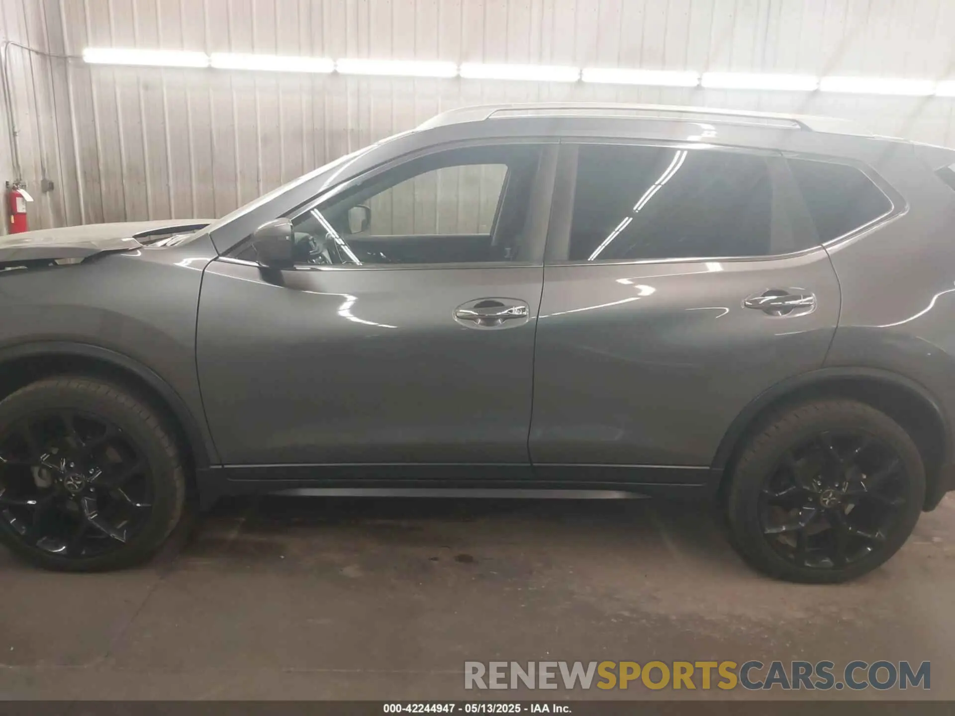 15 Photograph of a damaged car JN8AT2MV2LW118893 NISSAN ROGUE 2020