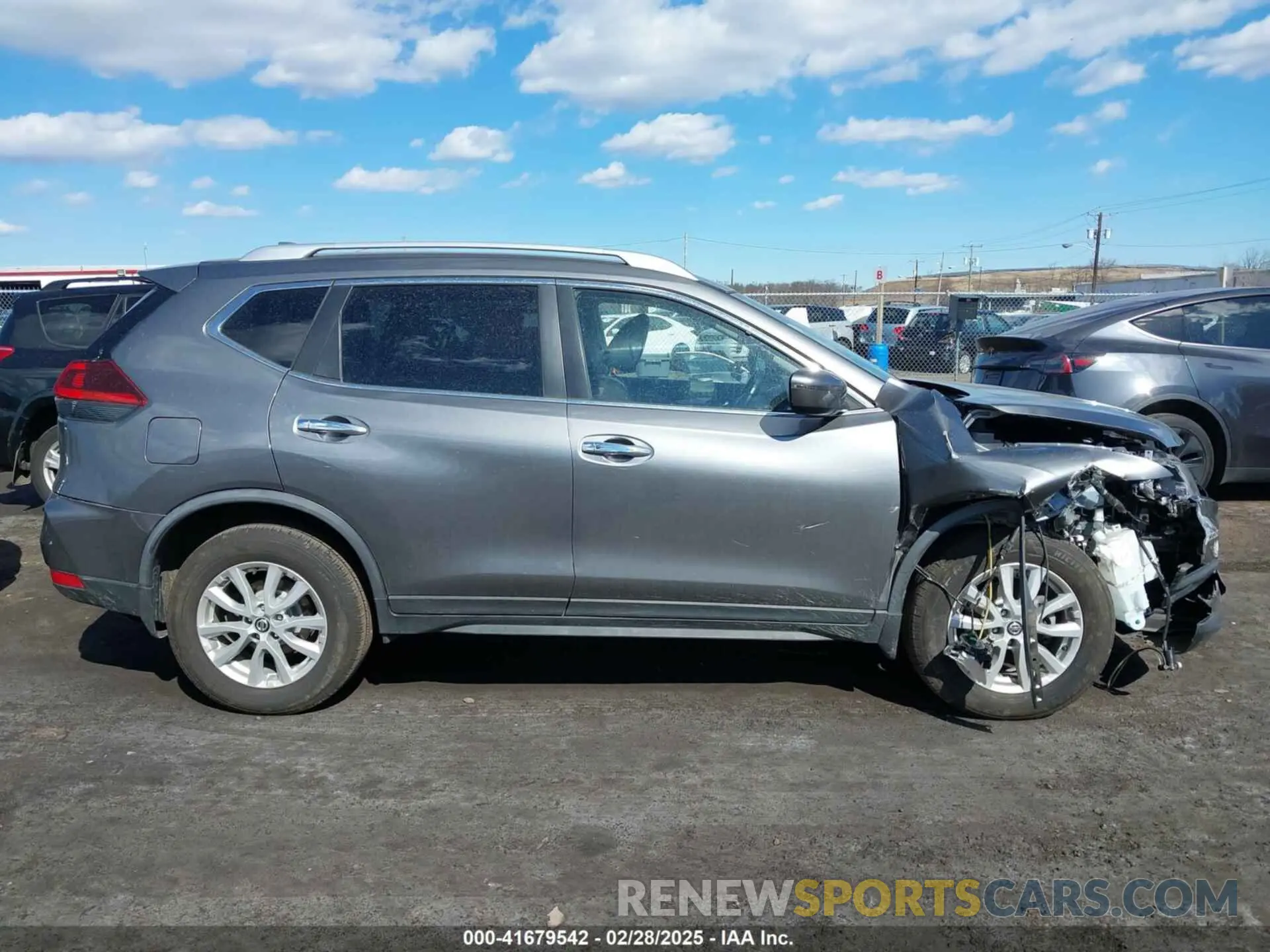 13 Photograph of a damaged car JN8AT2MV2LW122085 NISSAN ROGUE 2020