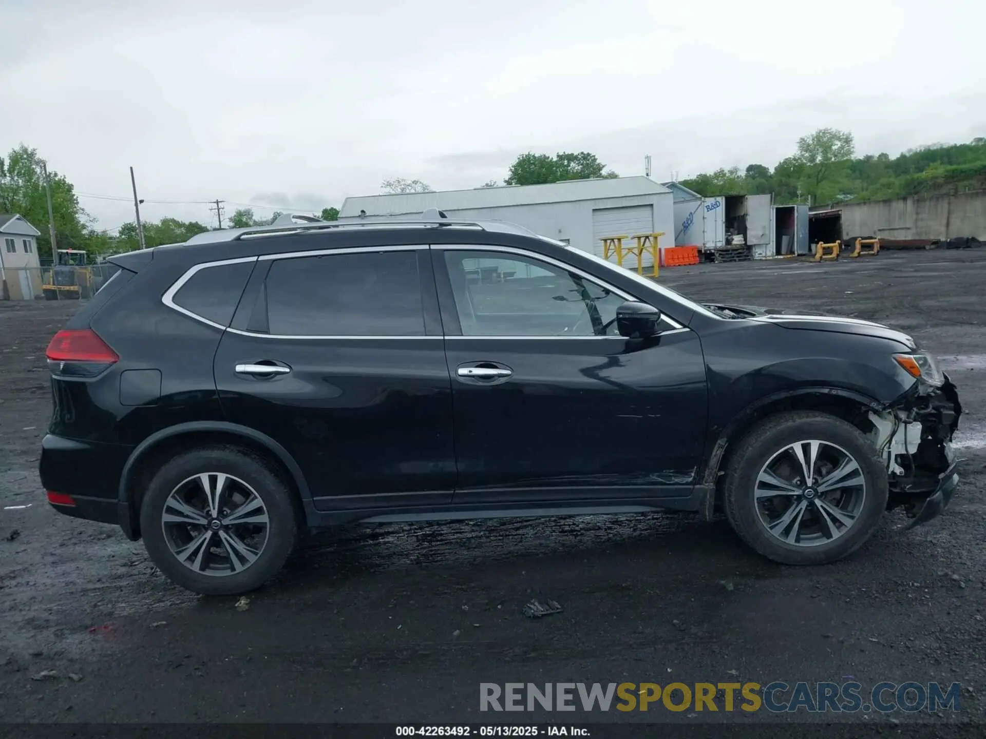 13 Photograph of a damaged car JN8AT2MV2LW134642 NISSAN ROGUE 2020