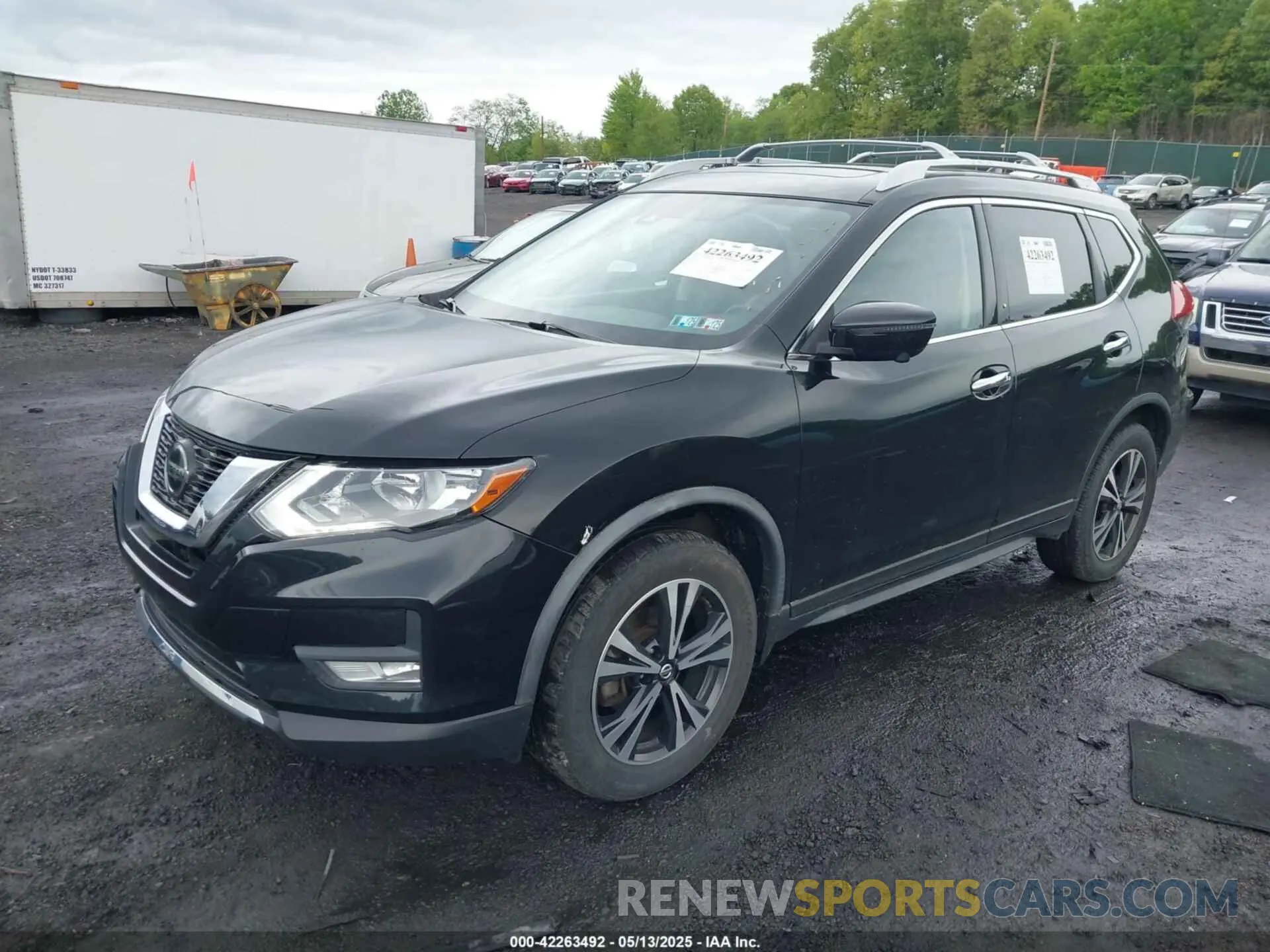 2 Photograph of a damaged car JN8AT2MV2LW134642 NISSAN ROGUE 2020