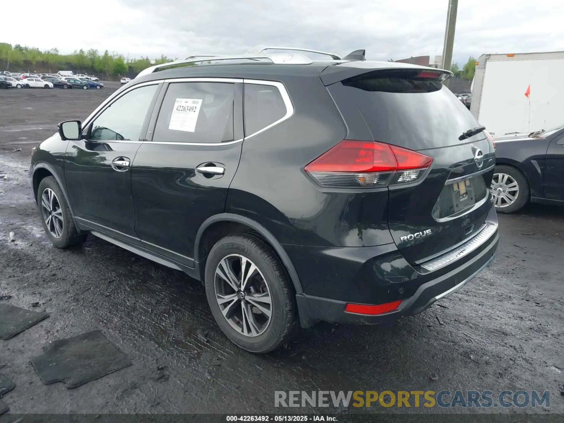 3 Photograph of a damaged car JN8AT2MV2LW134642 NISSAN ROGUE 2020