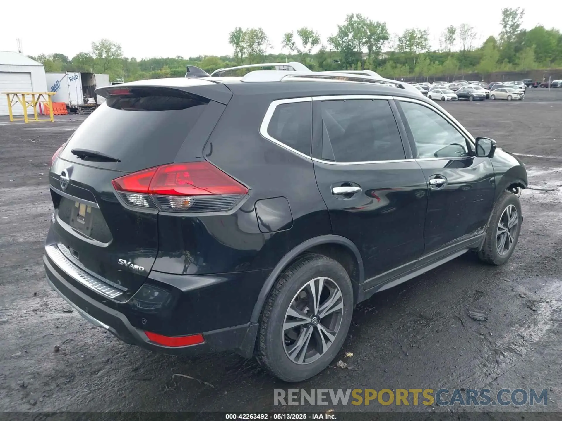 4 Photograph of a damaged car JN8AT2MV2LW134642 NISSAN ROGUE 2020