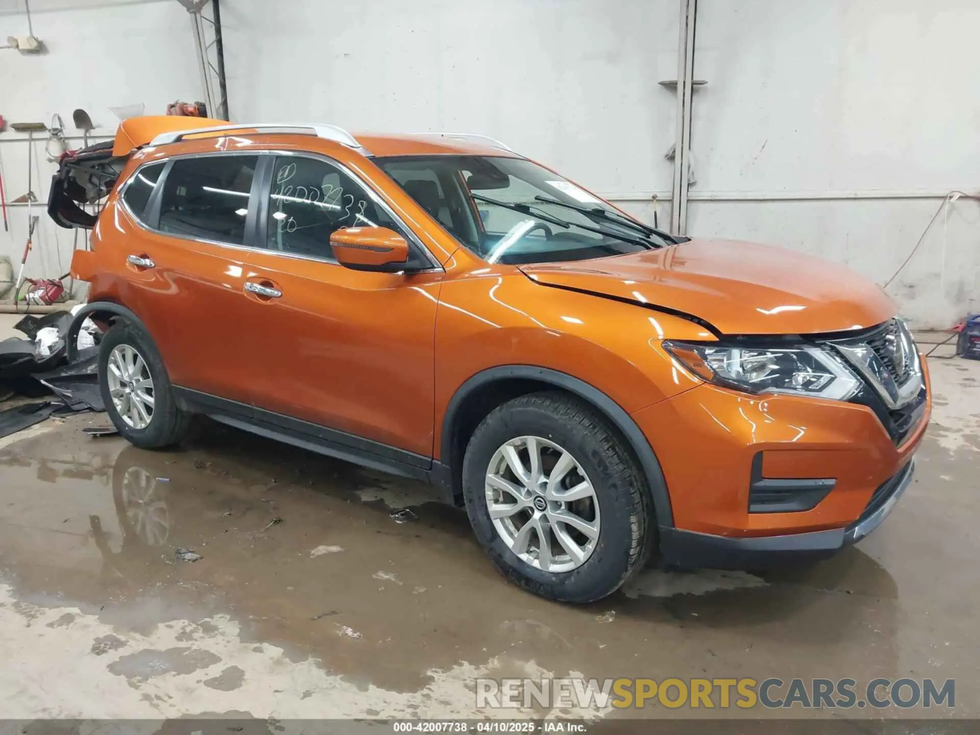 1 Photograph of a damaged car JN8AT2MV3LW104226 NISSAN ROGUE 2020
