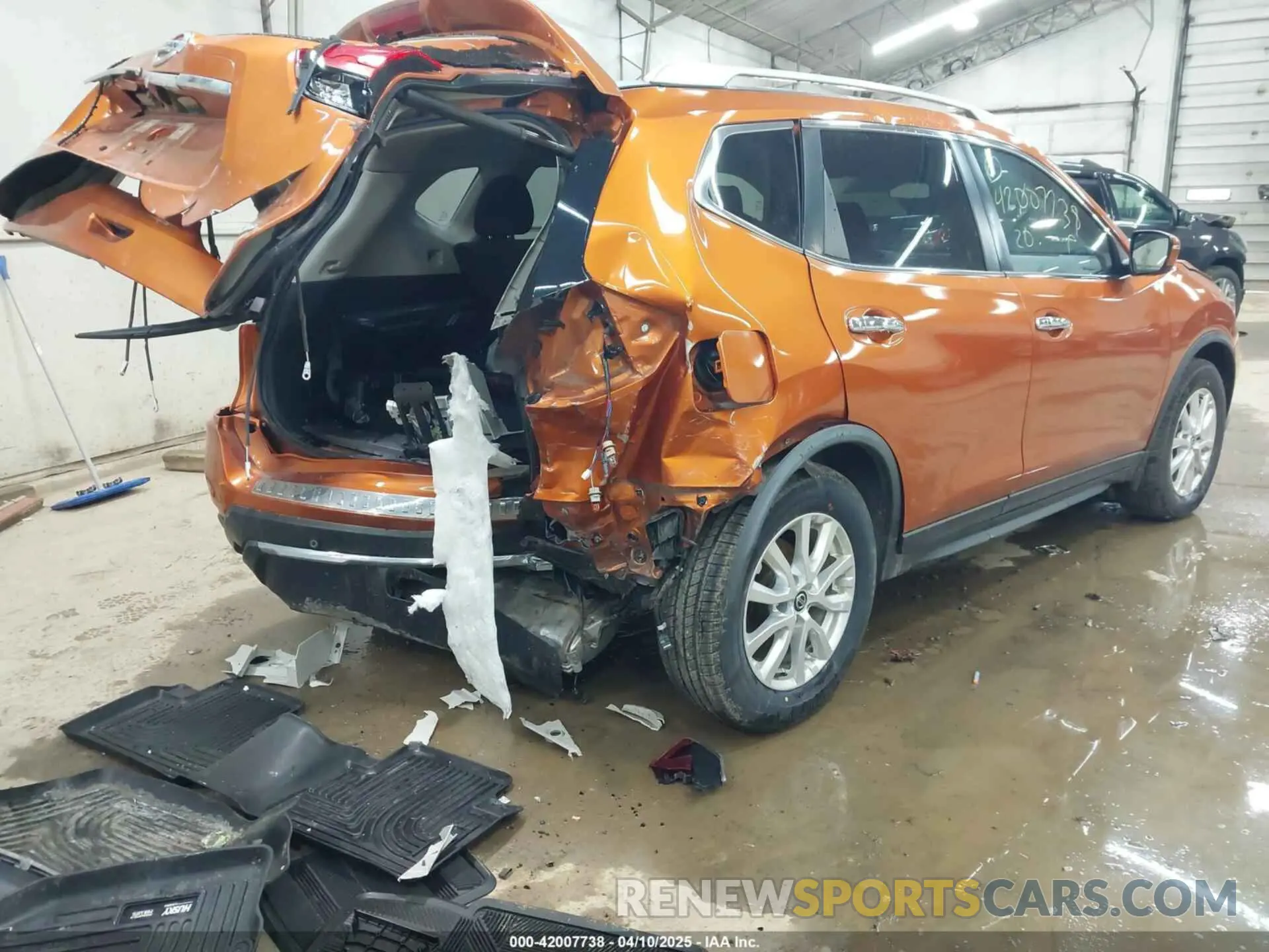 4 Photograph of a damaged car JN8AT2MV3LW104226 NISSAN ROGUE 2020