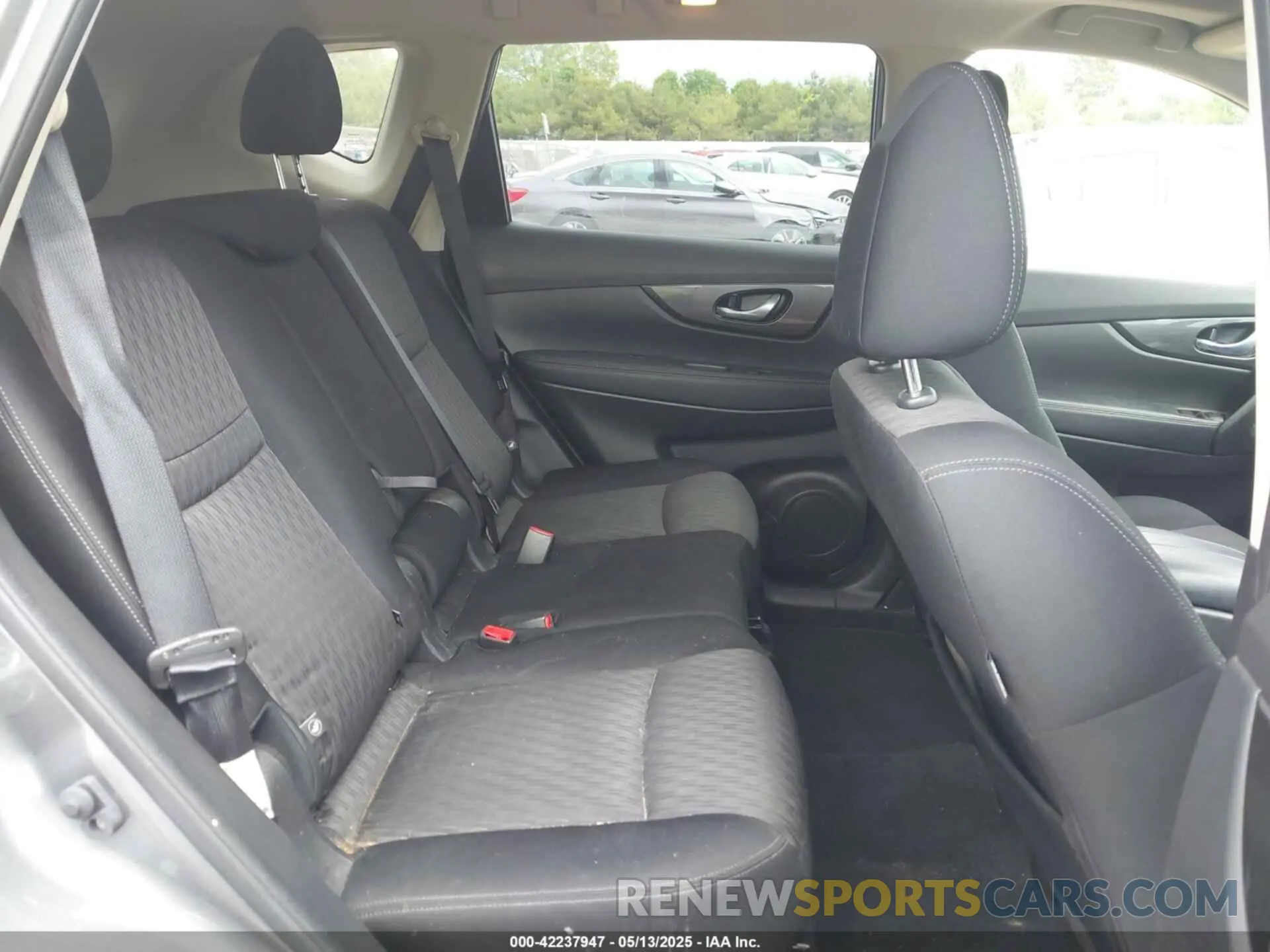 8 Photograph of a damaged car JN8AT2MV3LW118983 NISSAN ROGUE 2020