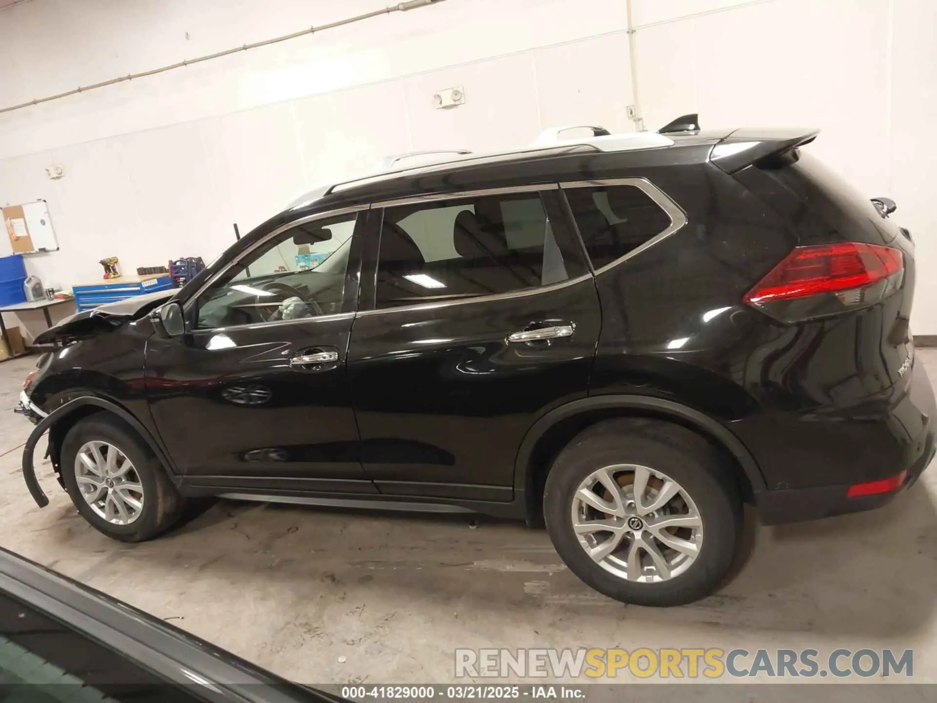 15 Photograph of a damaged car JN8AT2MV3LW132589 NISSAN ROGUE 2020