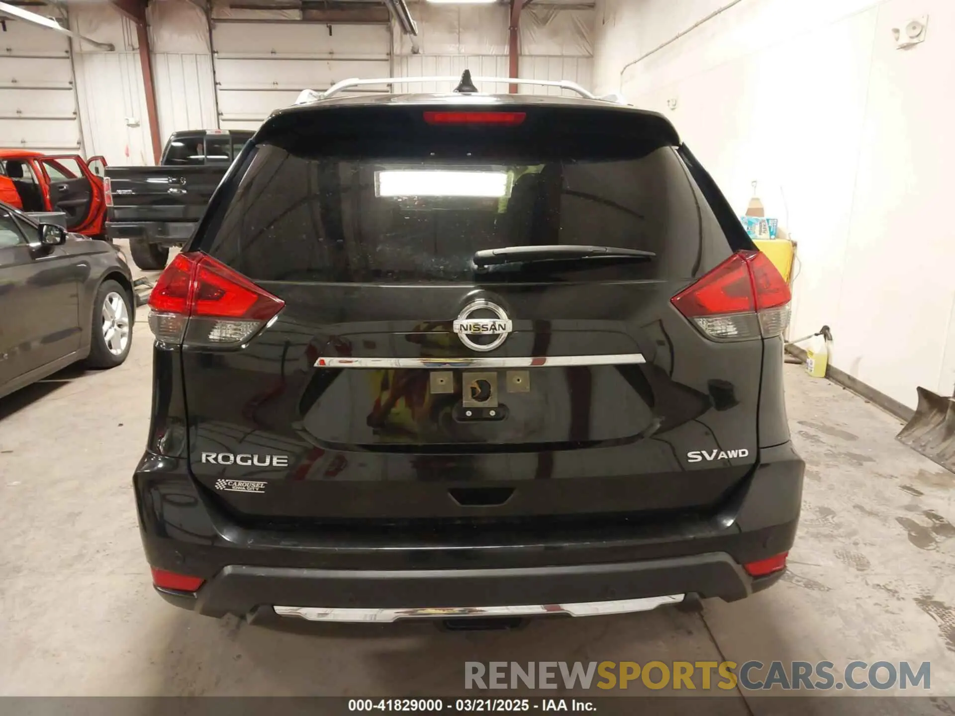 17 Photograph of a damaged car JN8AT2MV3LW132589 NISSAN ROGUE 2020