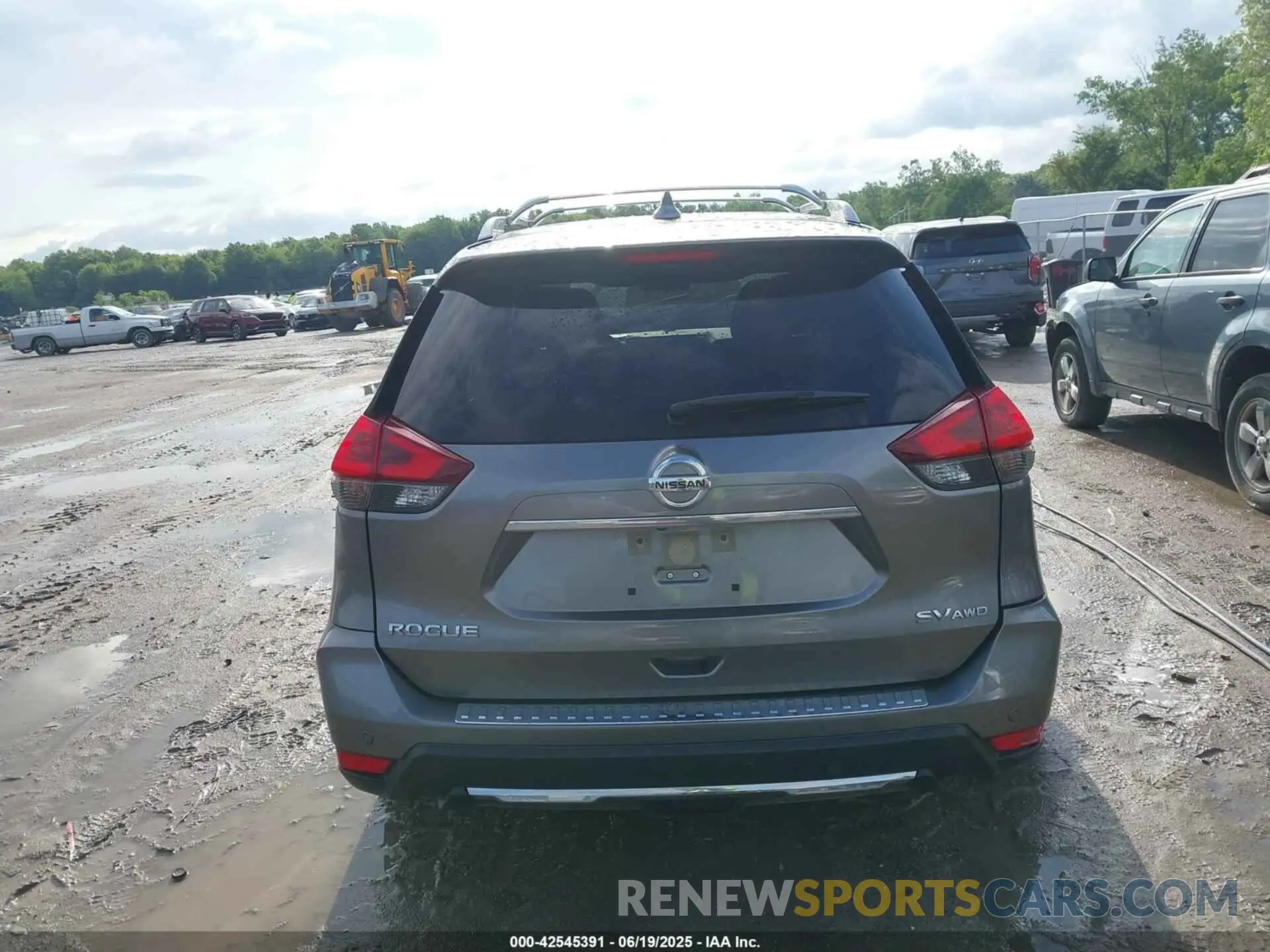 16 Photograph of a damaged car JN8AT2MV4LW102226 NISSAN ROGUE 2020