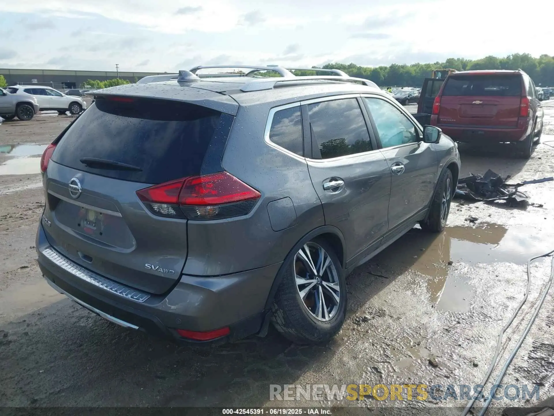 4 Photograph of a damaged car JN8AT2MV4LW102226 NISSAN ROGUE 2020