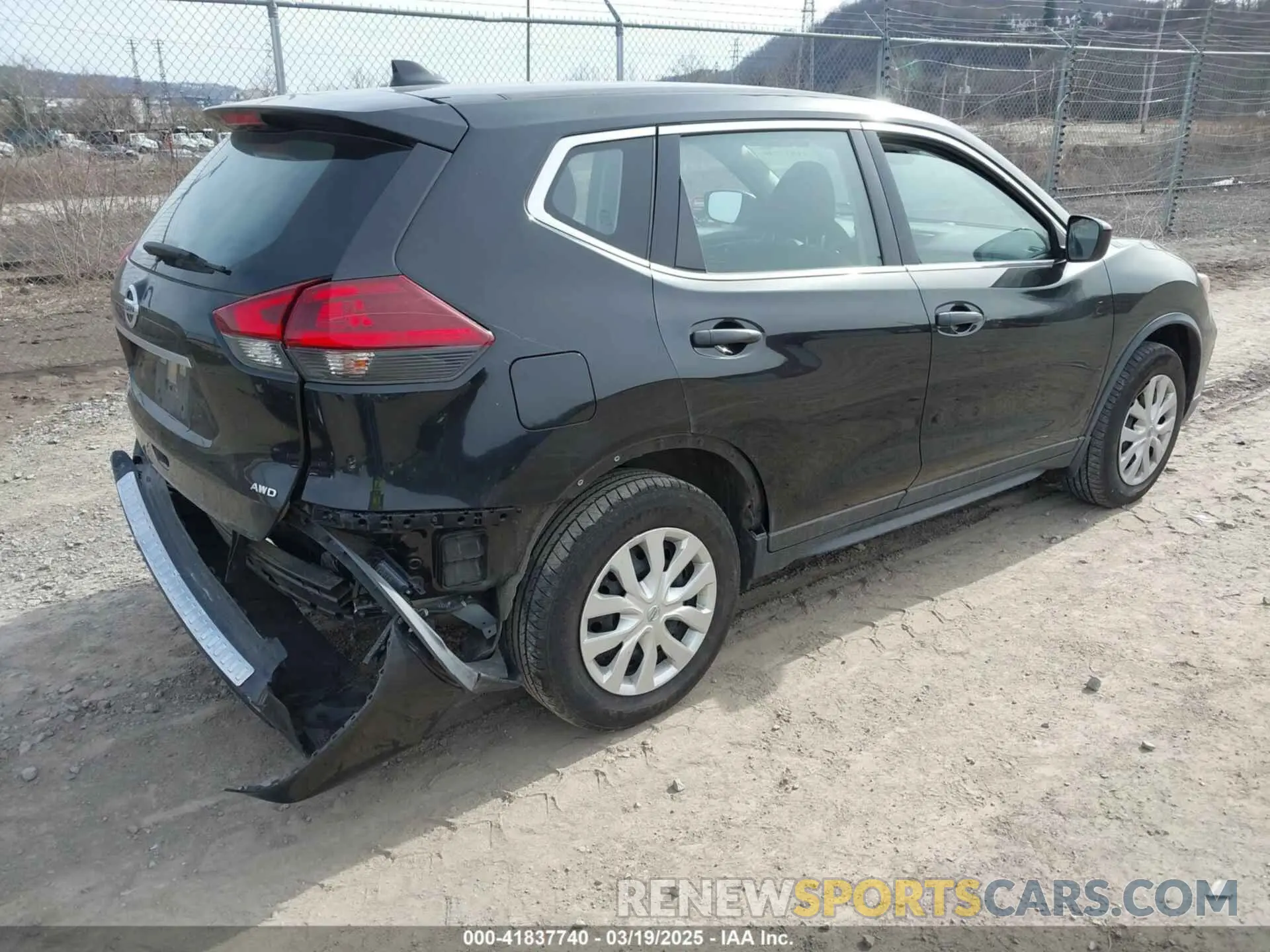 4 Photograph of a damaged car JN8AT2MV4LW106566 NISSAN ROGUE 2020