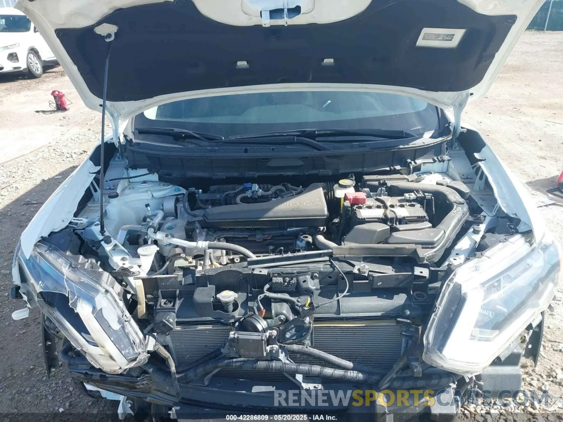 10 Photograph of a damaged car JN8AT2MV4LW132438 NISSAN ROGUE 2020