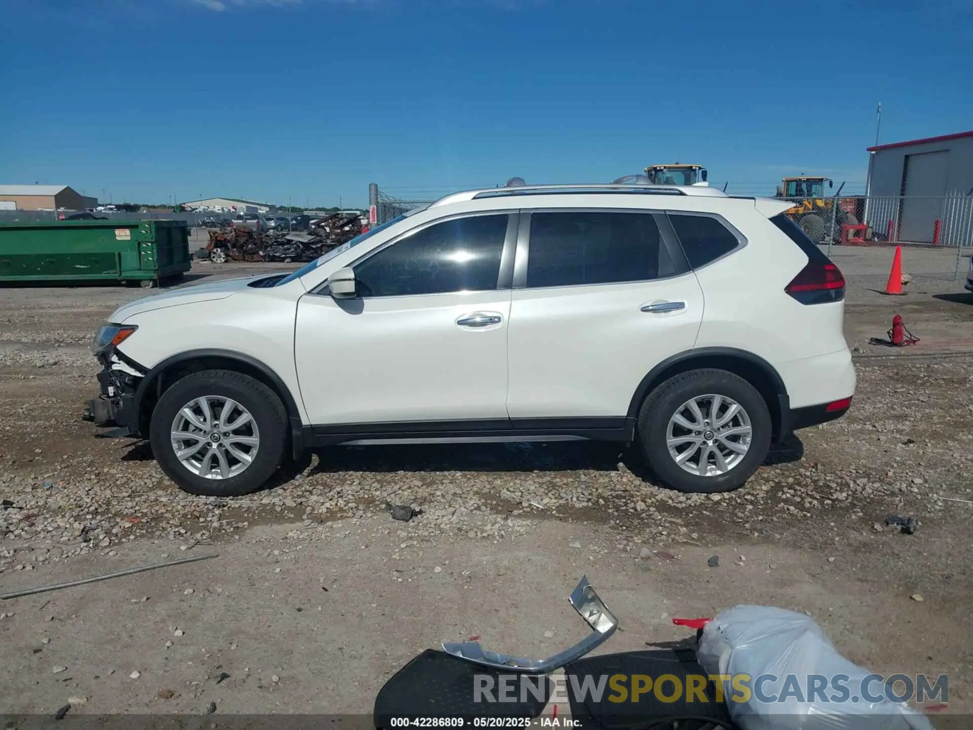 15 Photograph of a damaged car JN8AT2MV4LW132438 NISSAN ROGUE 2020