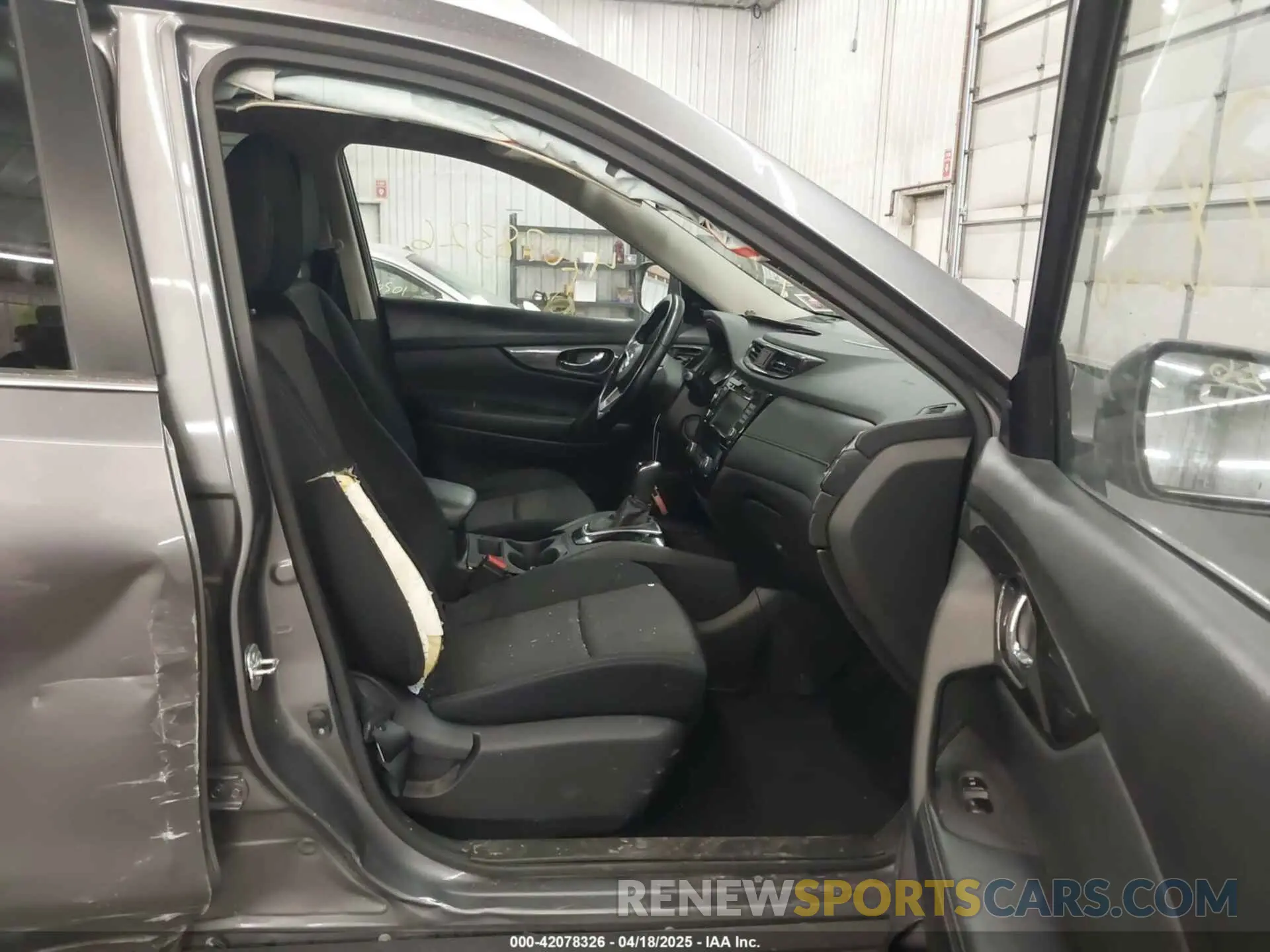 5 Photograph of a damaged car JN8AT2MV4LW134920 NISSAN ROGUE 2020