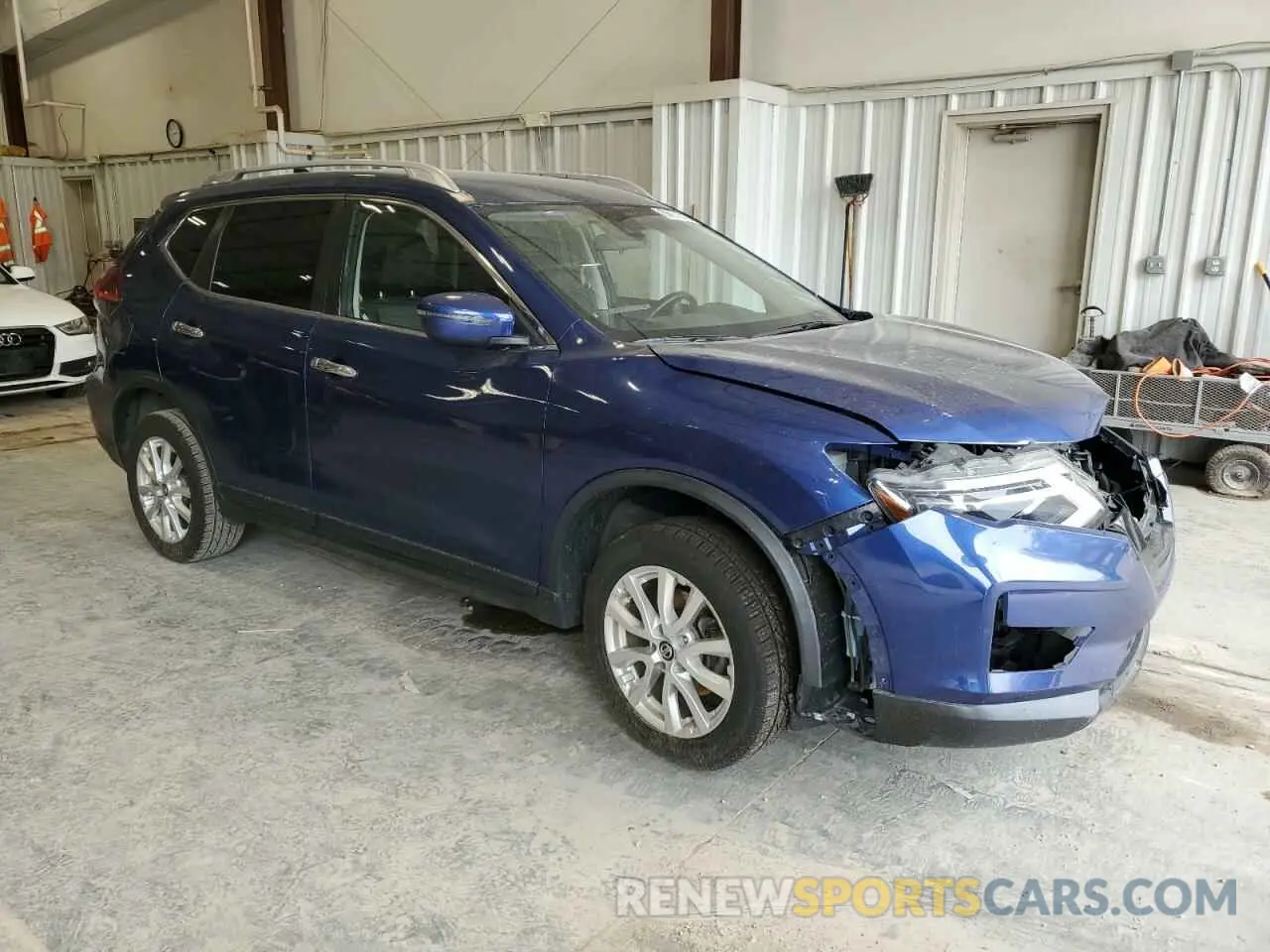 4 Photograph of a damaged car JN8AT2MV4LW138210 NISSAN ROGUE 2020