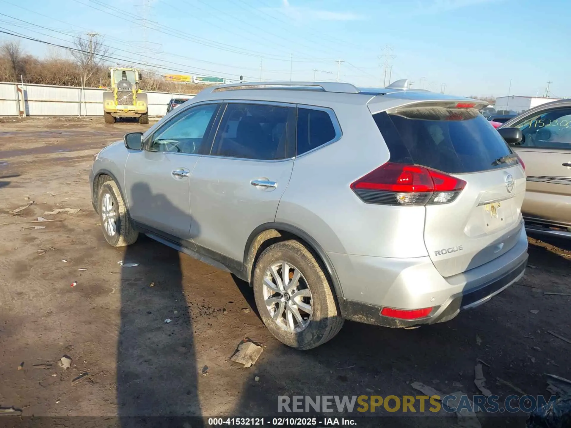 3 Photograph of a damaged car JN8AT2MV4LW139762 NISSAN ROGUE 2020