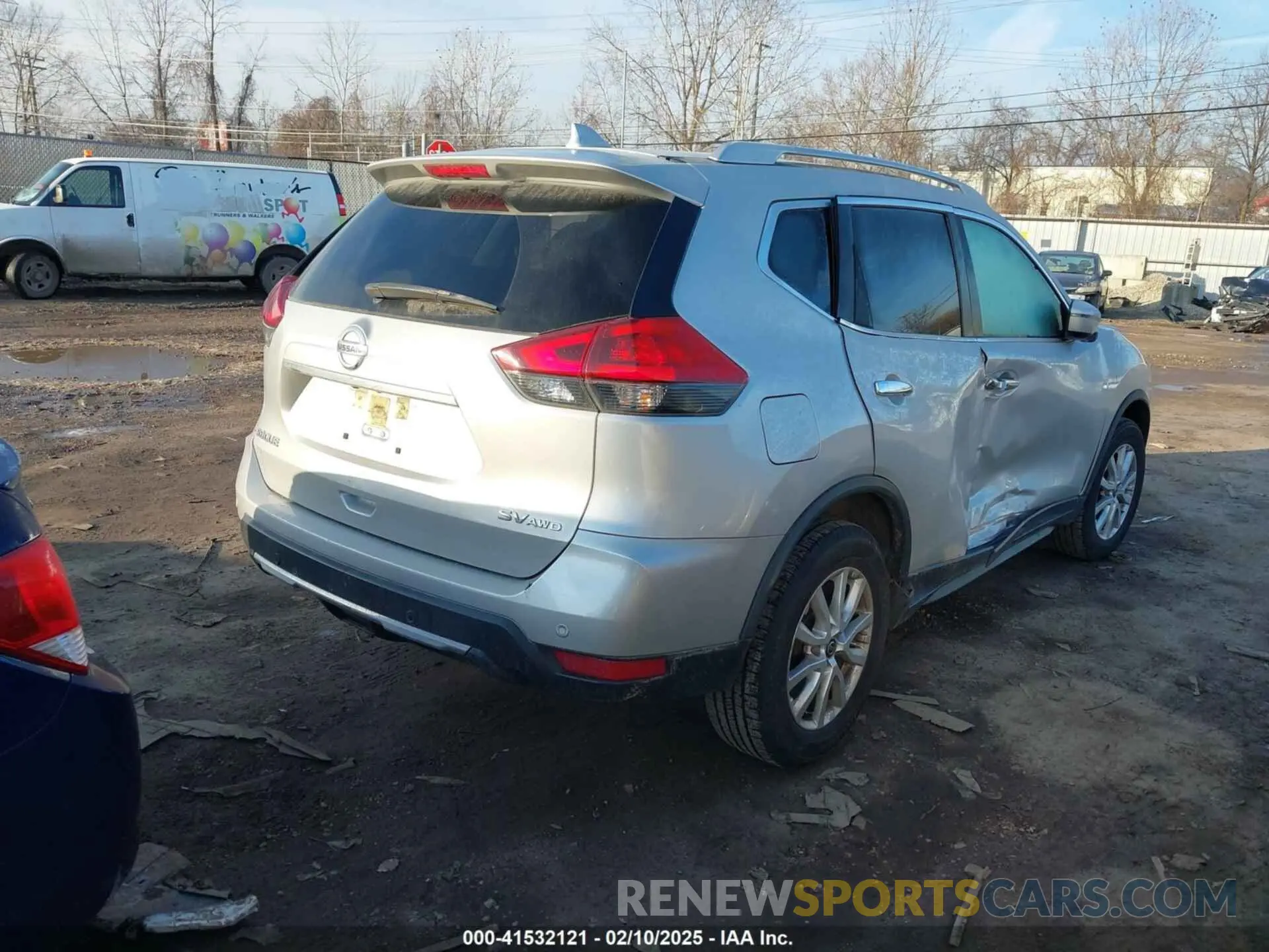 4 Photograph of a damaged car JN8AT2MV4LW139762 NISSAN ROGUE 2020