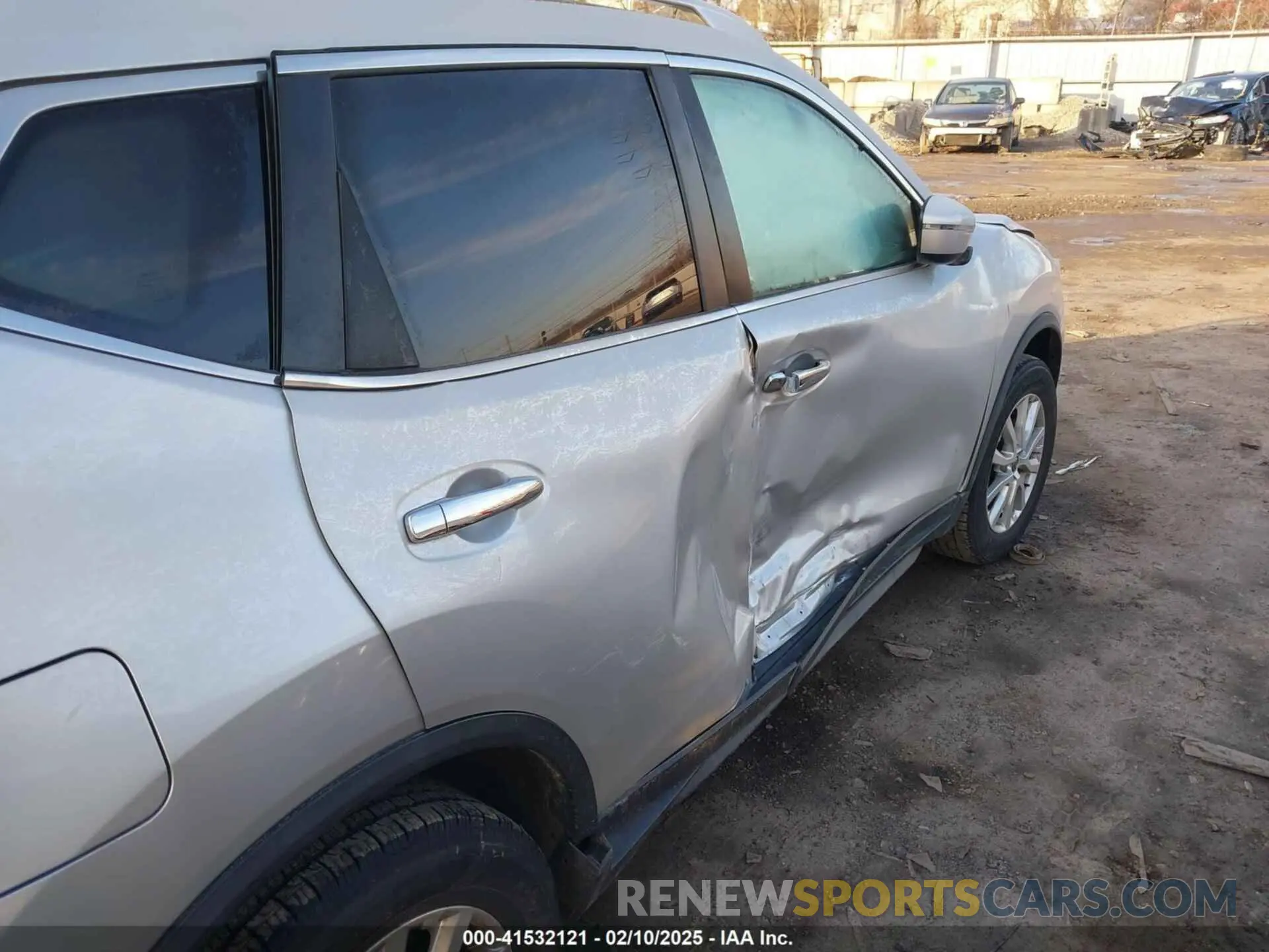 6 Photograph of a damaged car JN8AT2MV4LW139762 NISSAN ROGUE 2020