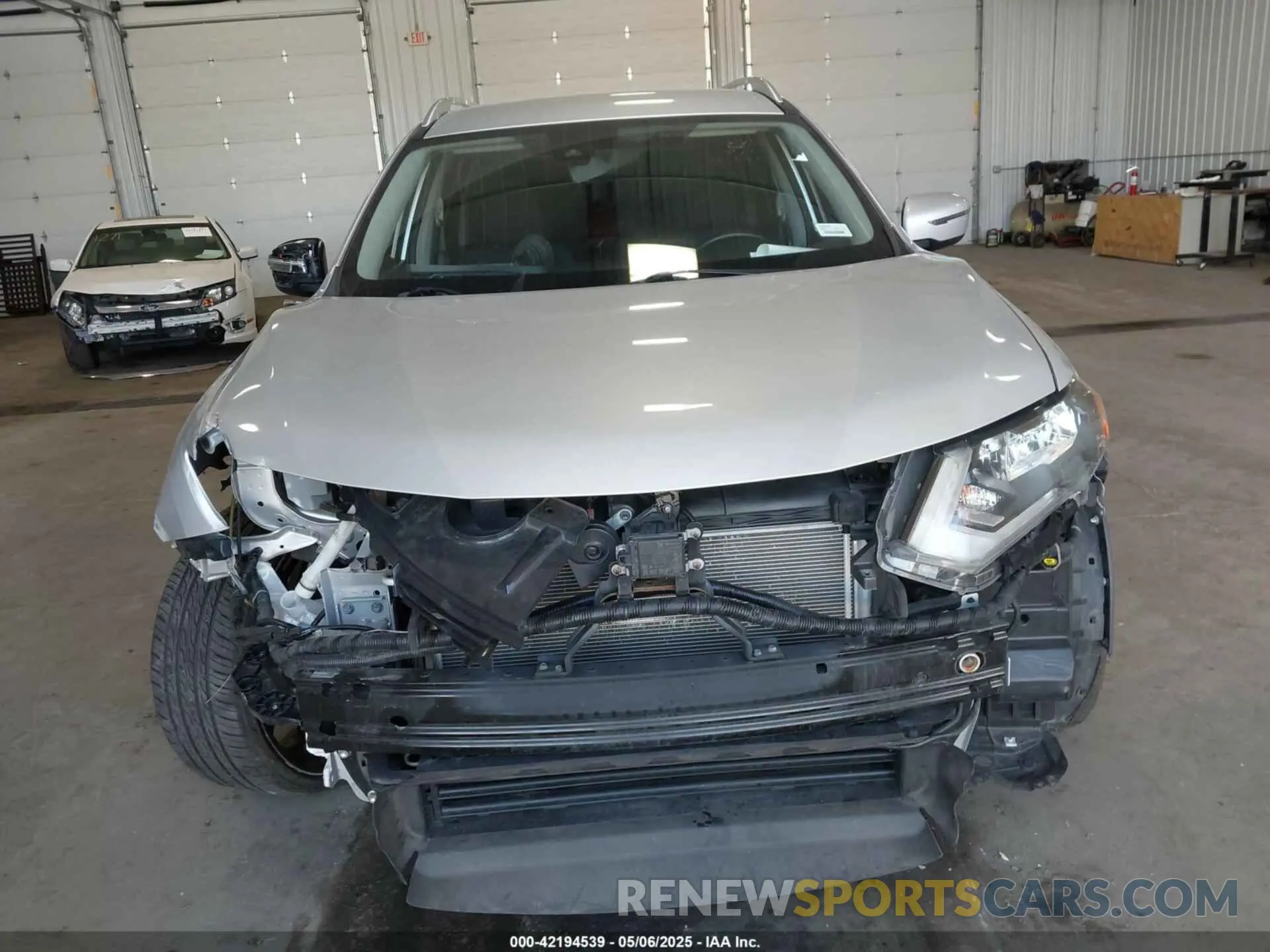 12 Photograph of a damaged car JN8AT2MV4LW143679 NISSAN ROGUE 2020