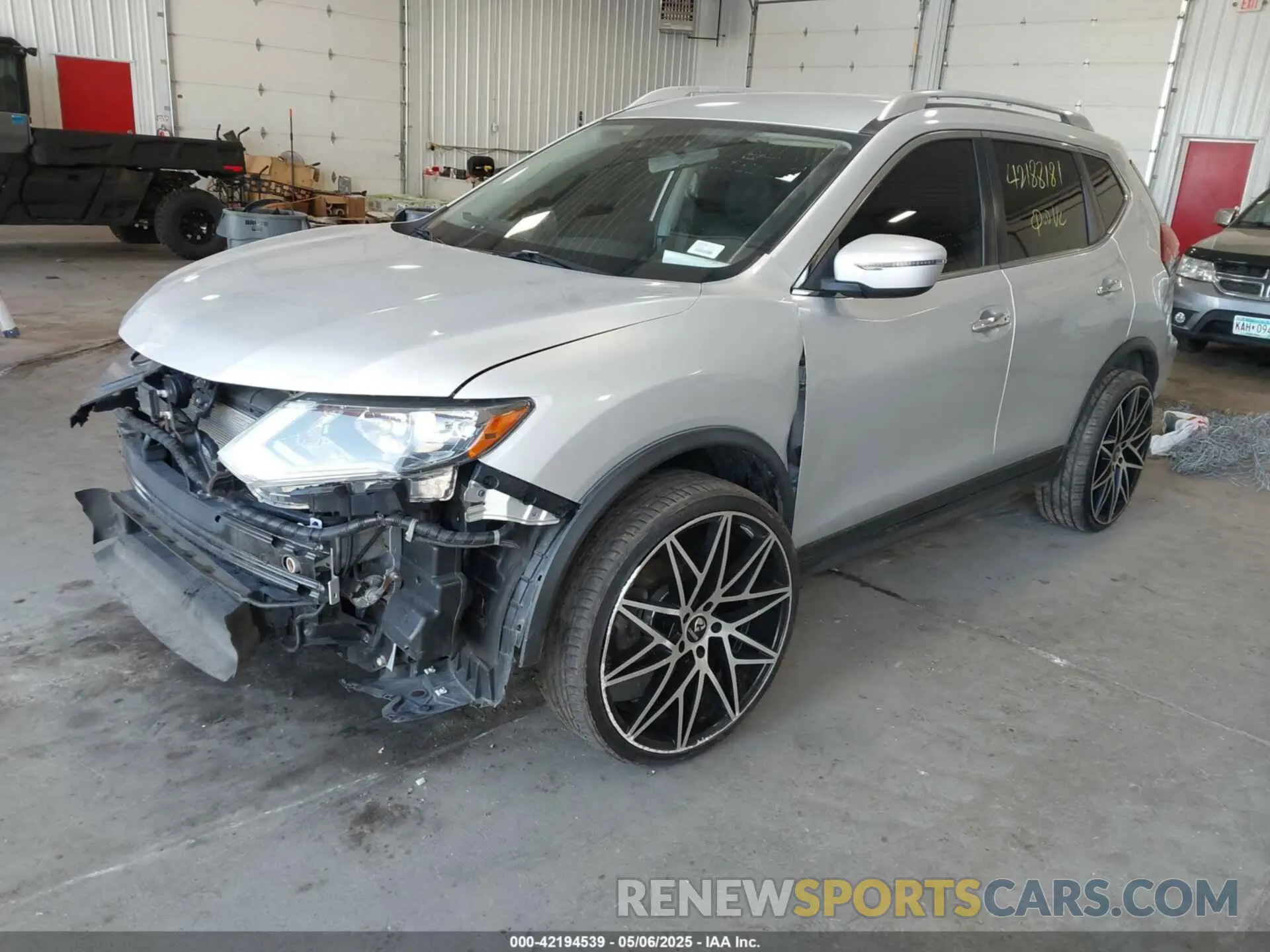 2 Photograph of a damaged car JN8AT2MV4LW143679 NISSAN ROGUE 2020