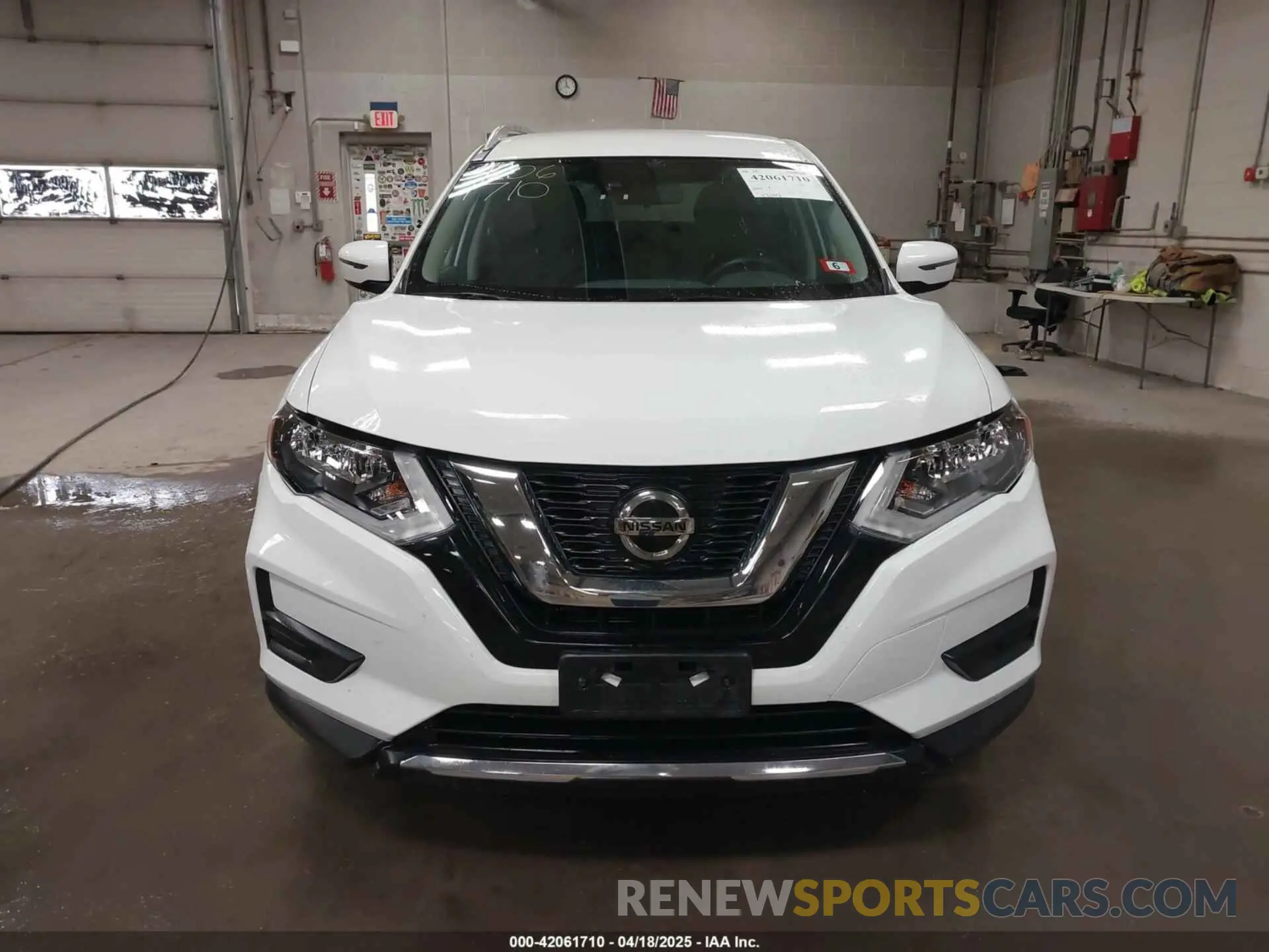 13 Photograph of a damaged car JN8AT2MV5LW103689 NISSAN ROGUE 2020