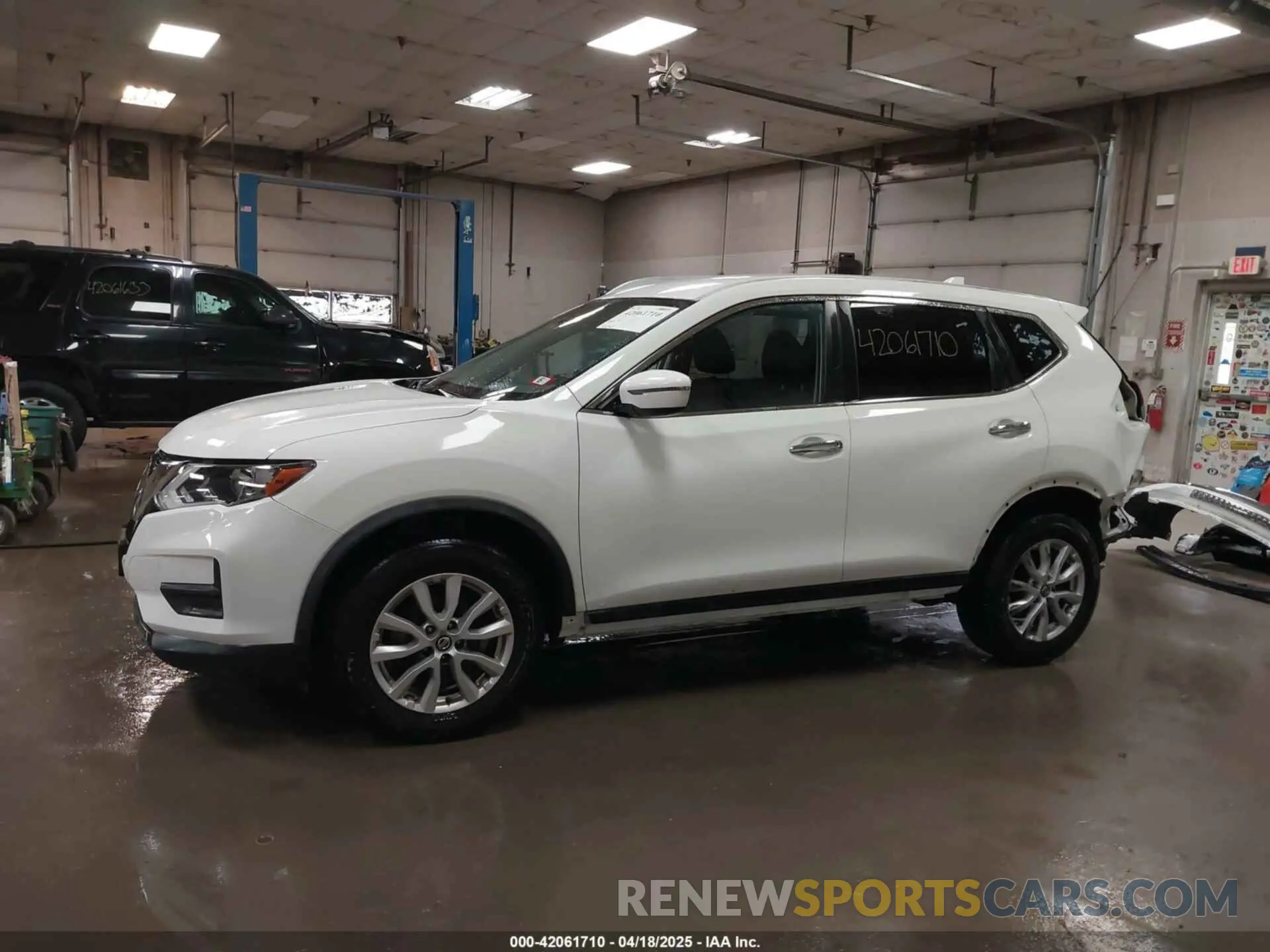 15 Photograph of a damaged car JN8AT2MV5LW103689 NISSAN ROGUE 2020